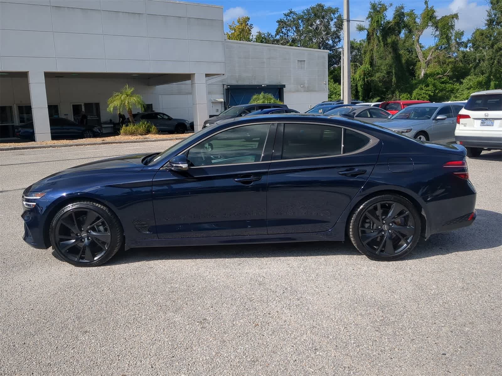 Thumbnail: 2023 Genesis G70 - 3
