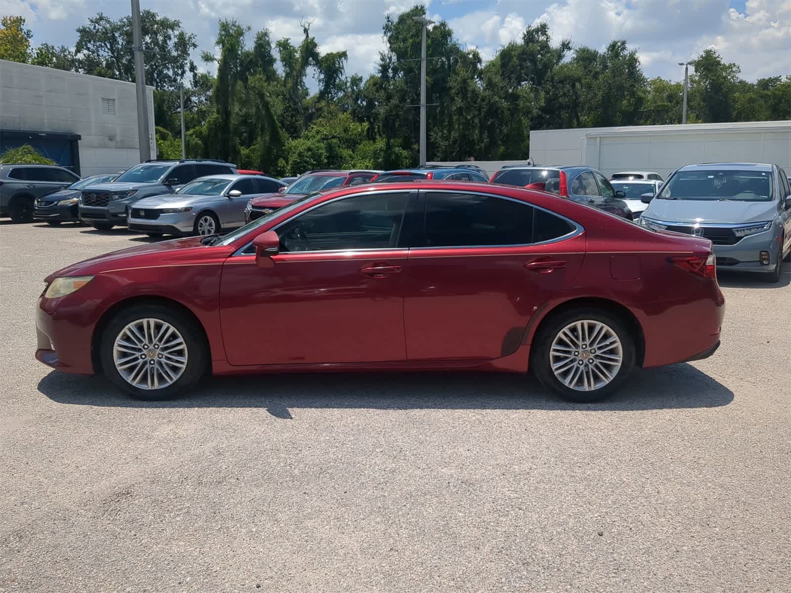 Thumbnail: 2015 Lexus ES - 3