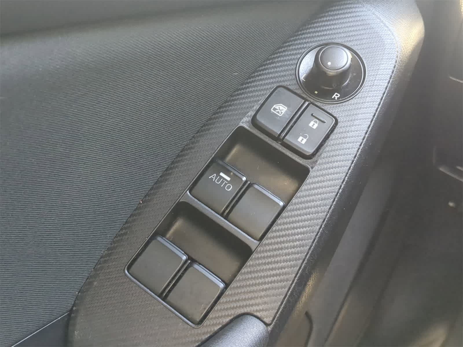 Thumbnail: 2016 Mazda Mazda3 - 22