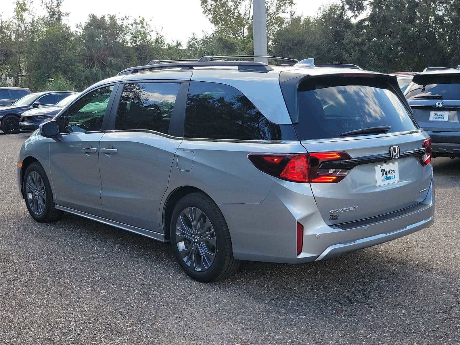Thumbnail: 2025 Honda Odyssey - 4
