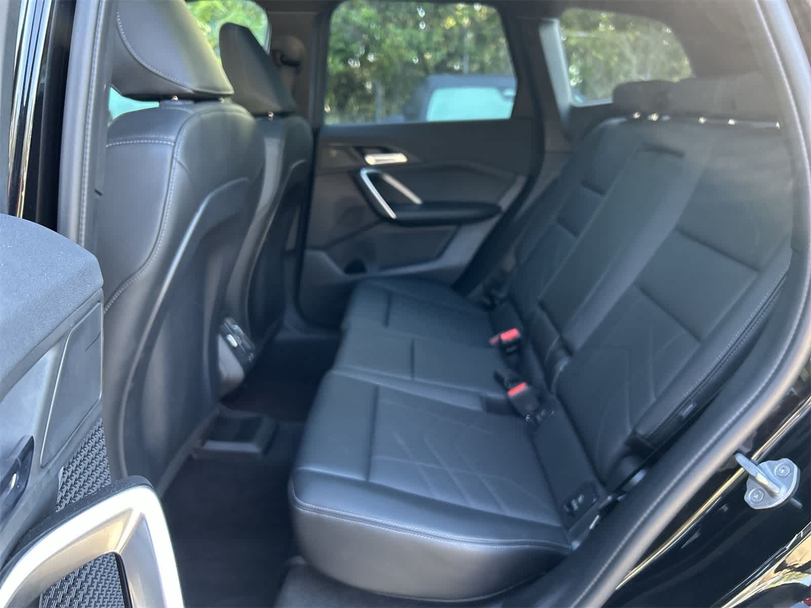 Thumbnail: 2025 BMW X1 - 13