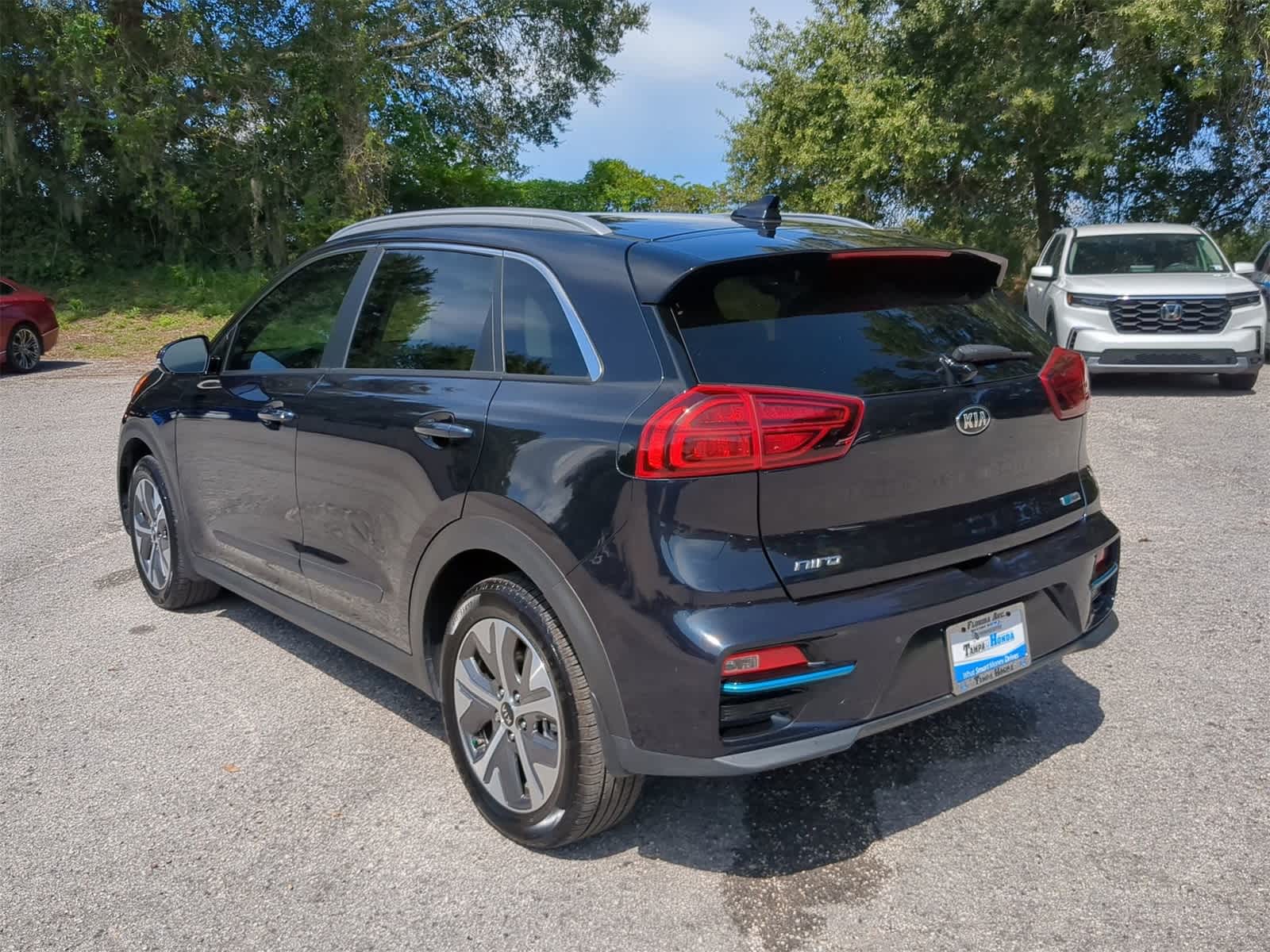 Thumbnail: 2020 Kia Niro - 4