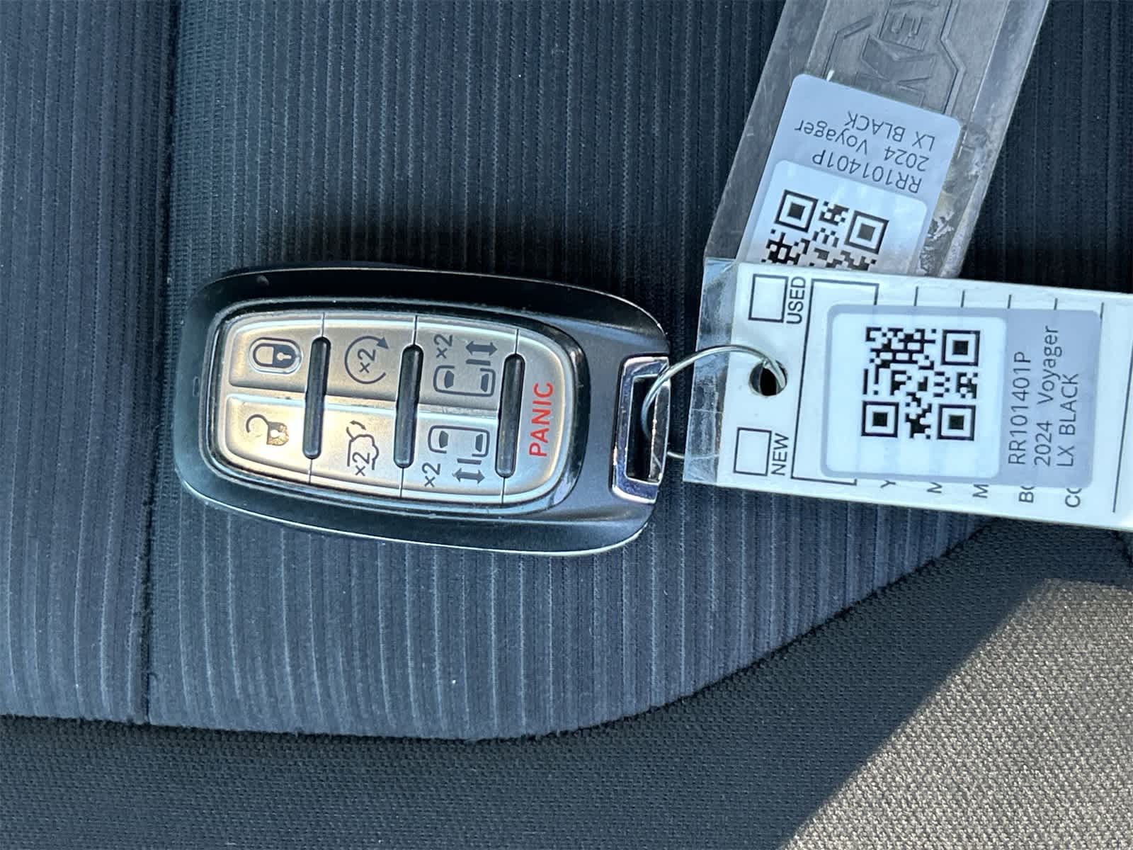 Thumbnail: 2024 Chrysler Voyager - 20