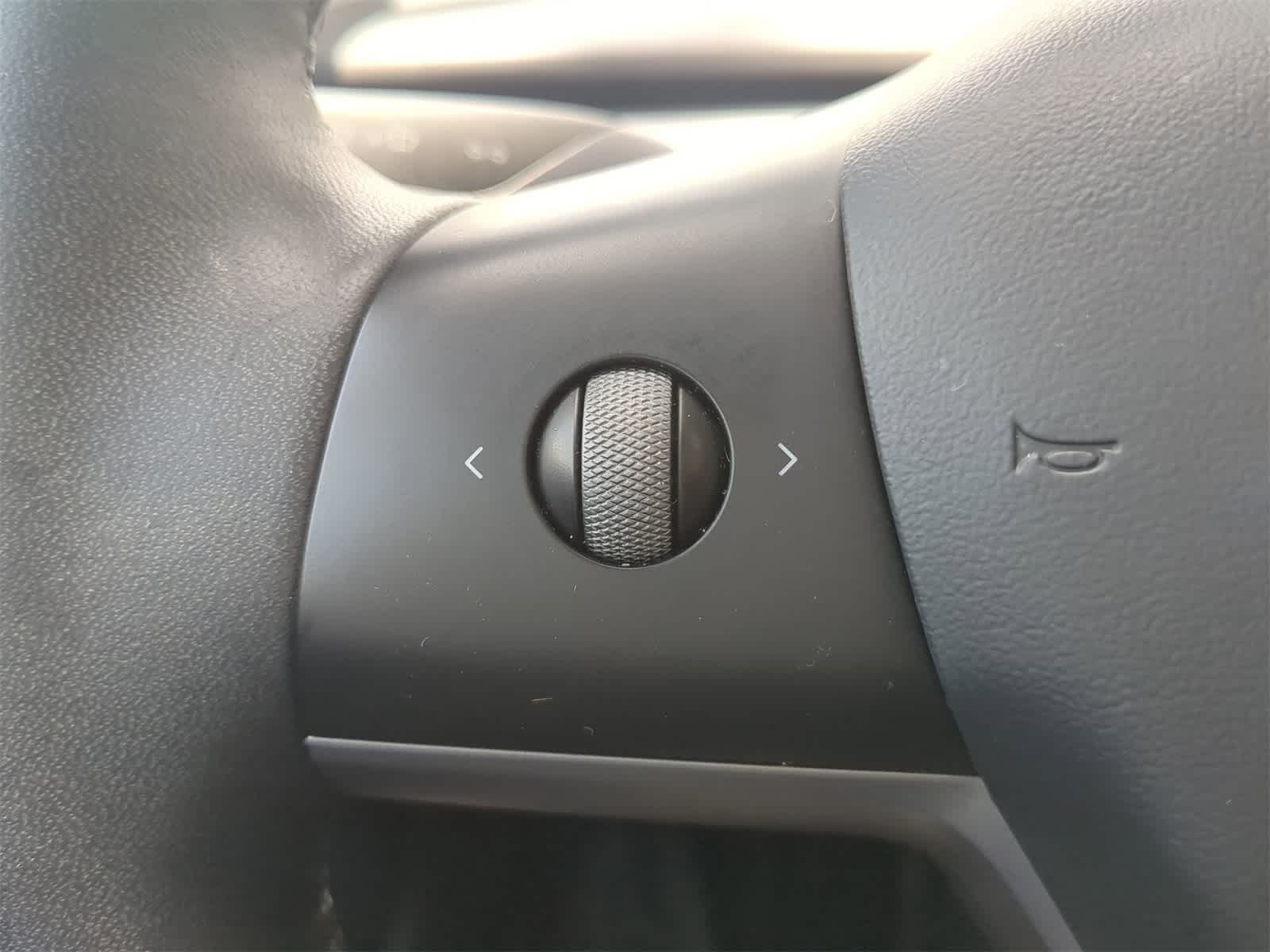 Thumbnail: 2021 Tesla Model 3 - 24