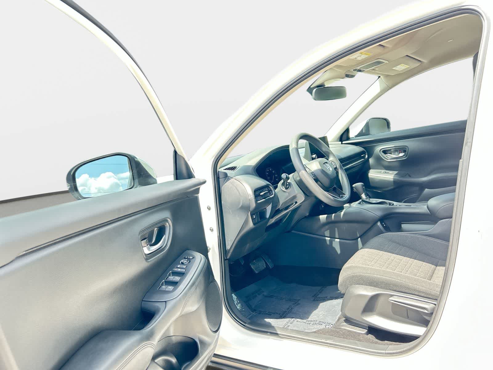 Thumbnail: 2025 Honda HR-V - 9