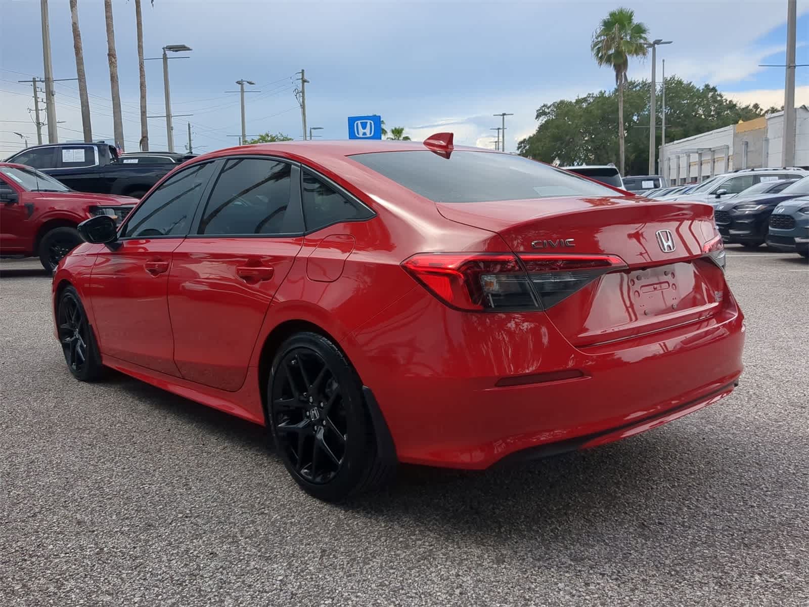 Thumbnail: 2023 Honda Civic - 4