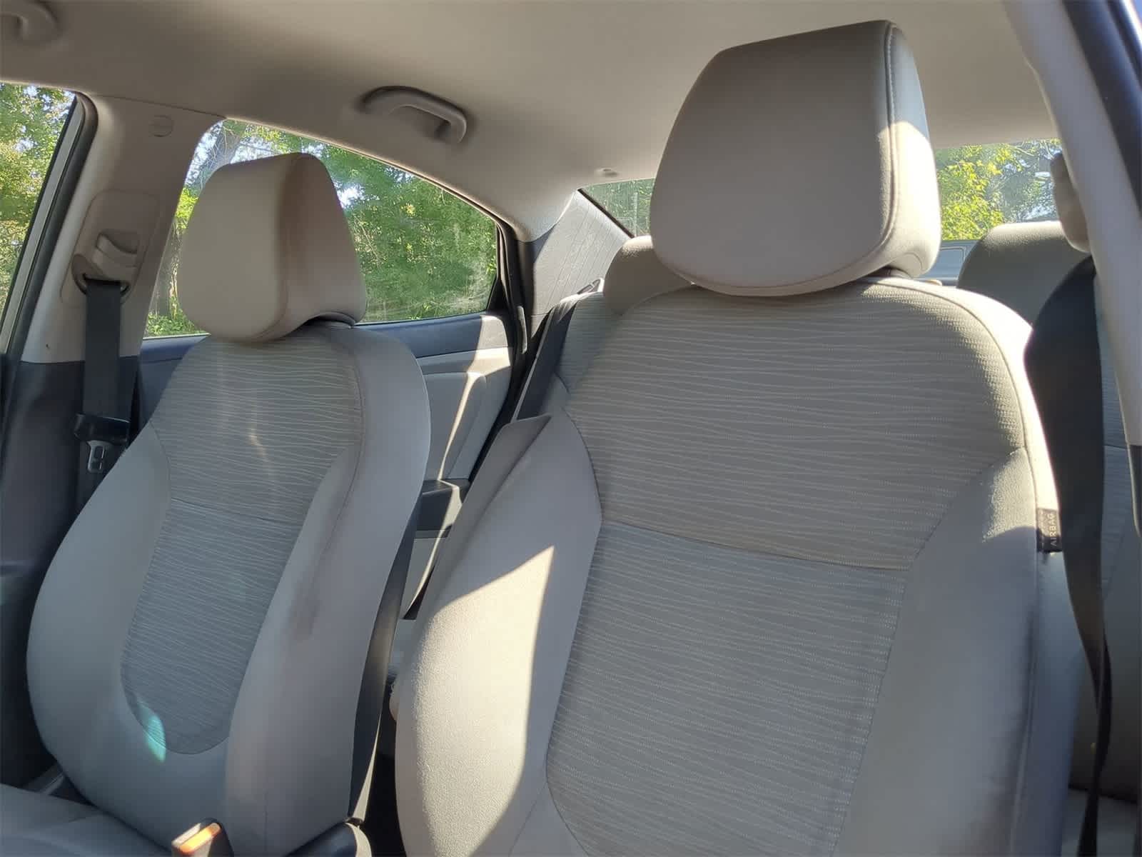 Thumbnail: 2016 Hyundai Accent - 8
