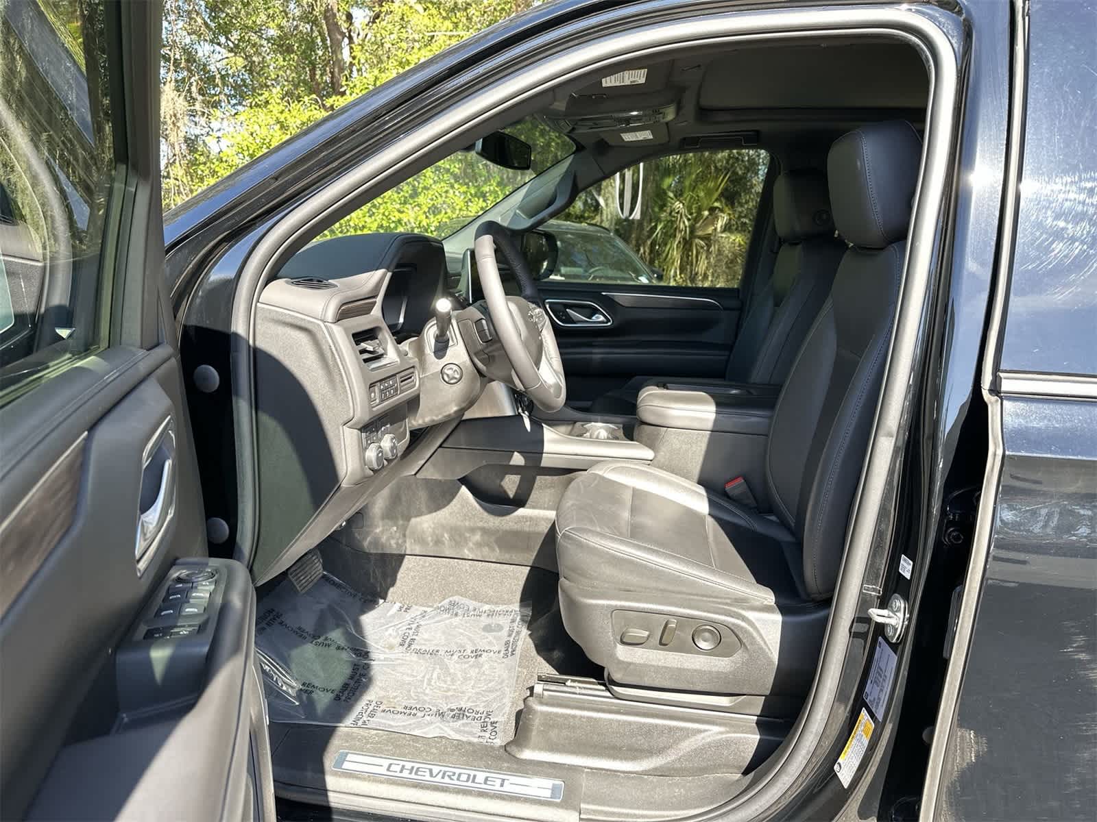 Thumbnail: 2022 Chevrolet Tahoe - 2