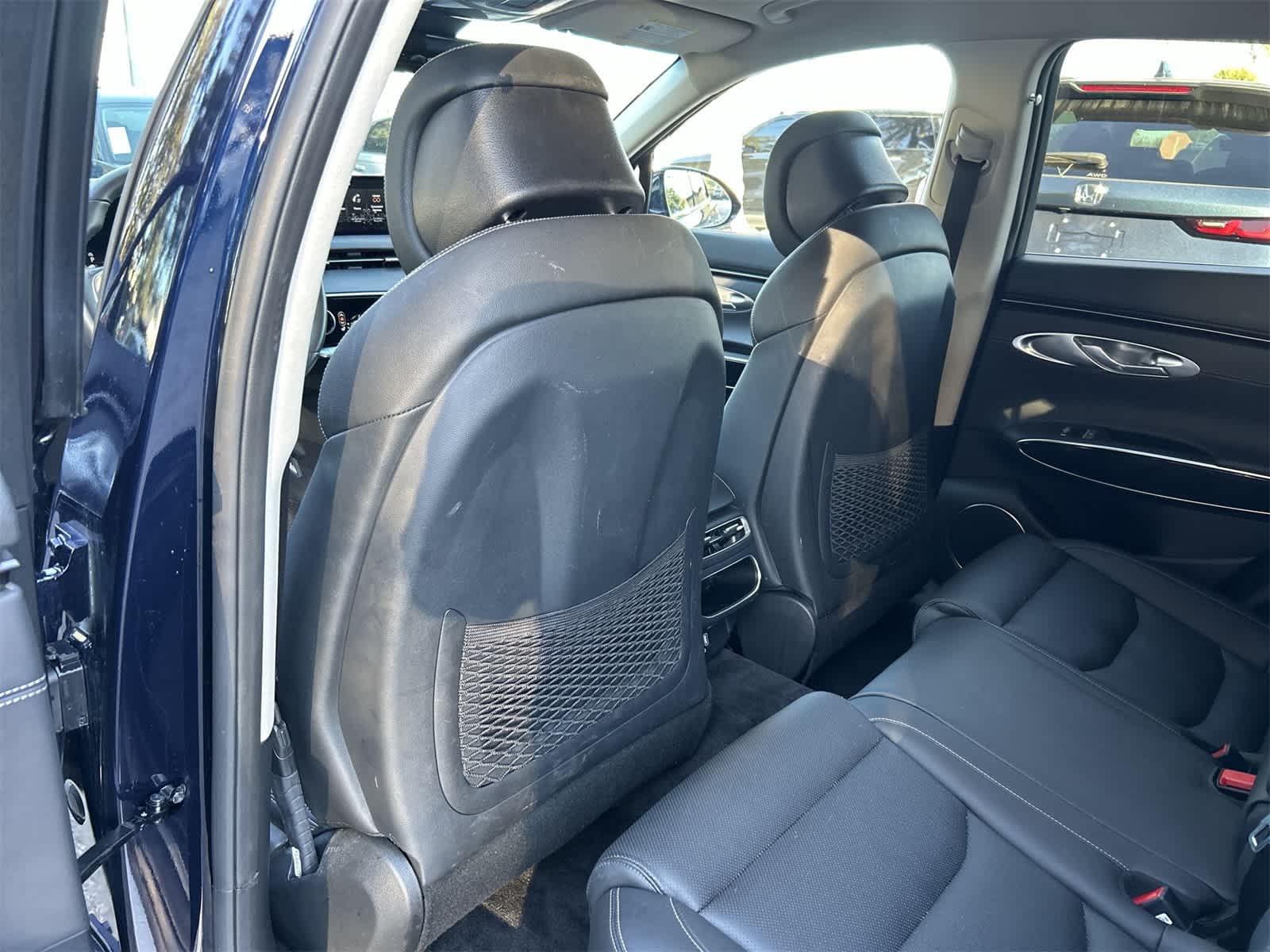 Thumbnail: 2025 Genesis GV70 - 12