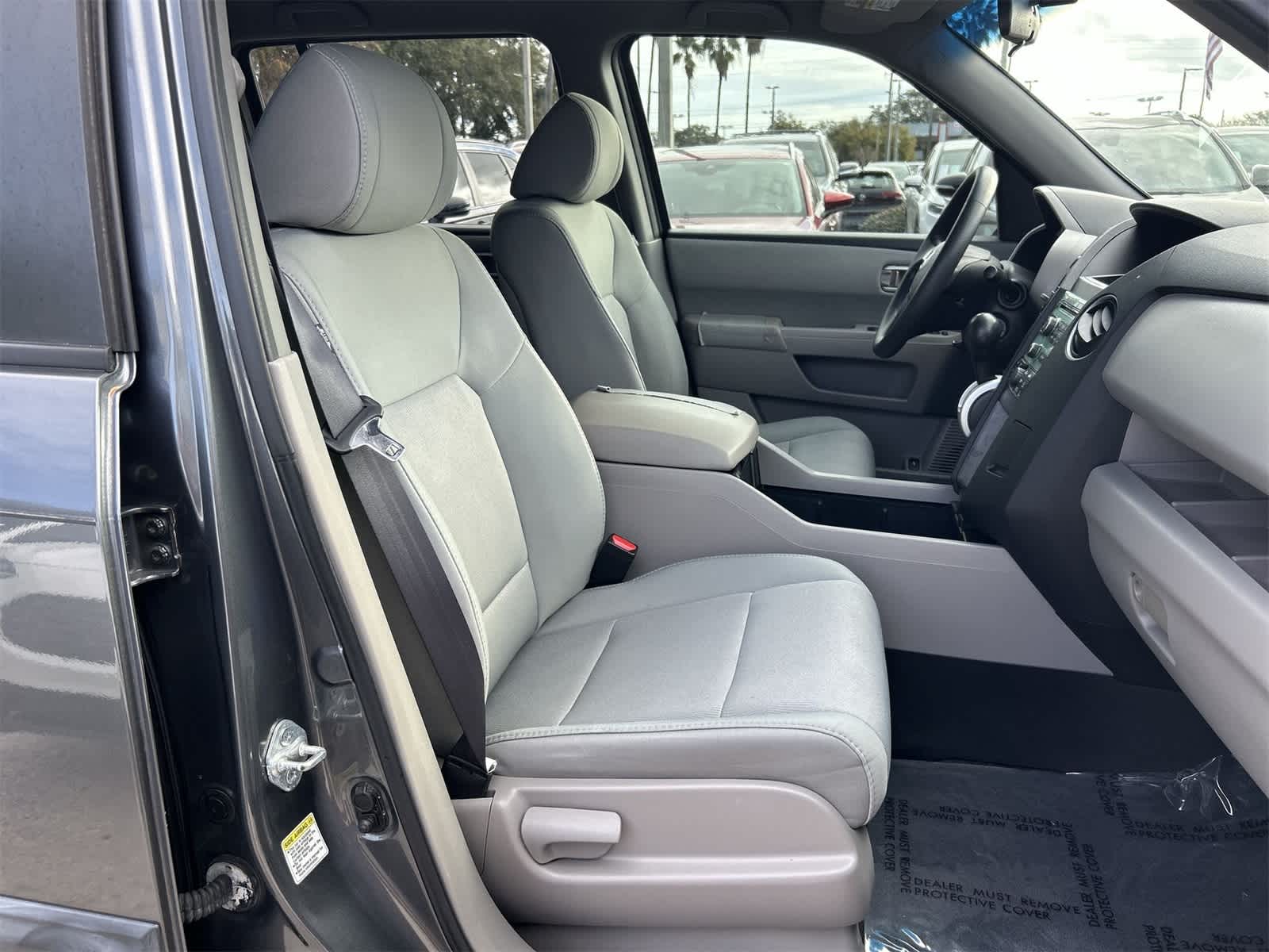 Thumbnail: 2011 Honda Pilot - 14