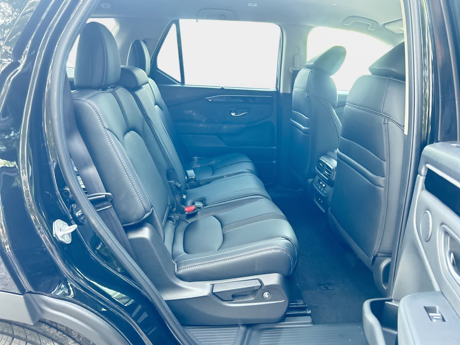 Thumbnail: 2026 Honda Pilot - 13