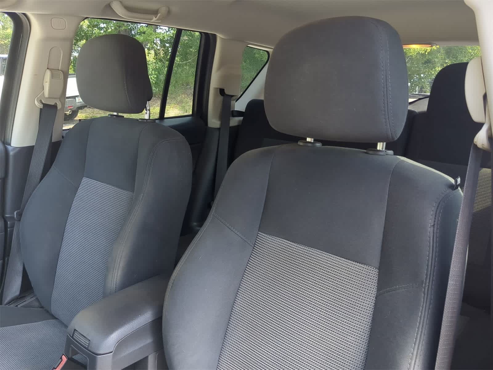 Thumbnail: 2011 Jeep Compass - 8