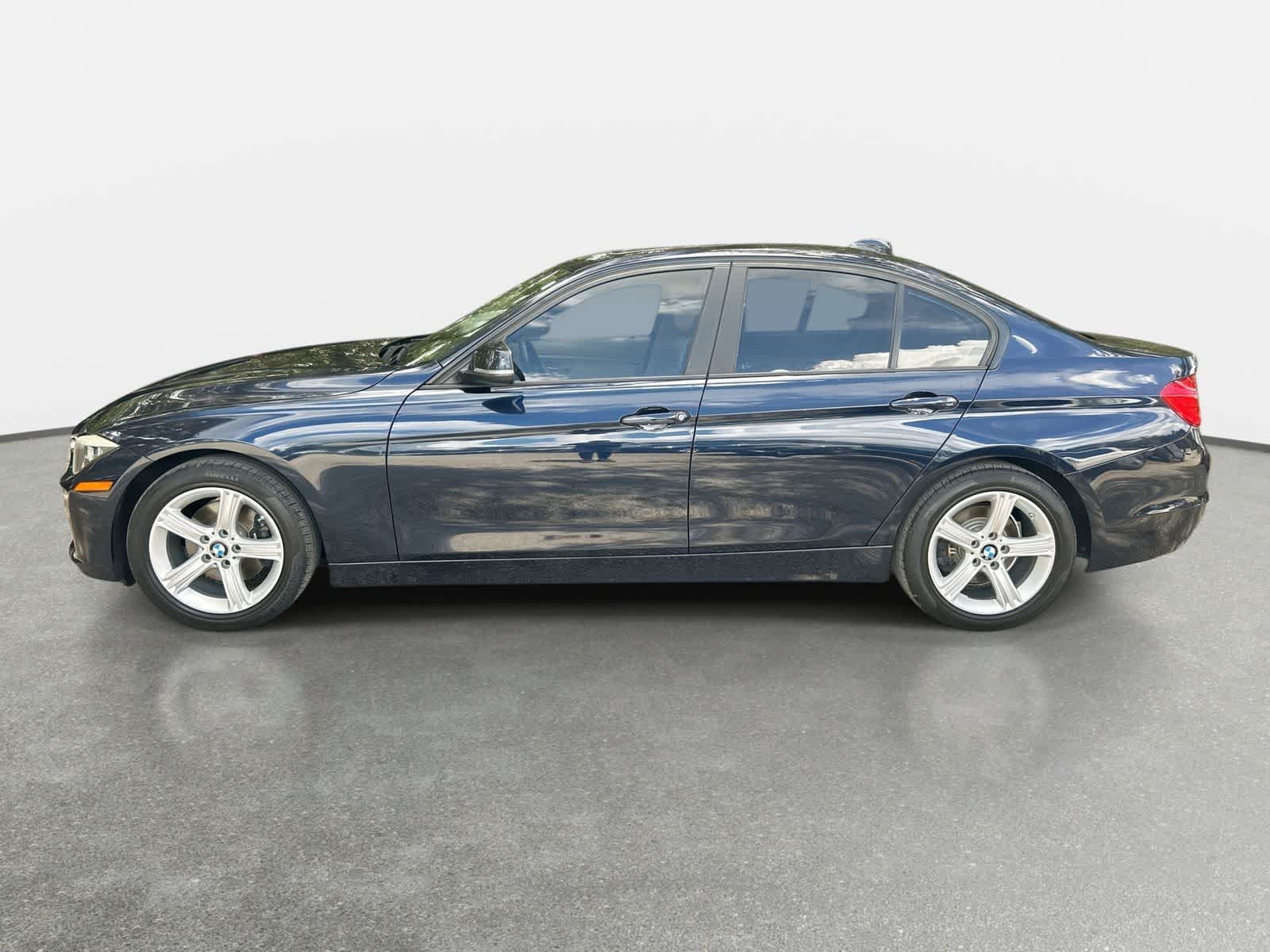 Thumbnail: 2013 BMW 3 Series - 5