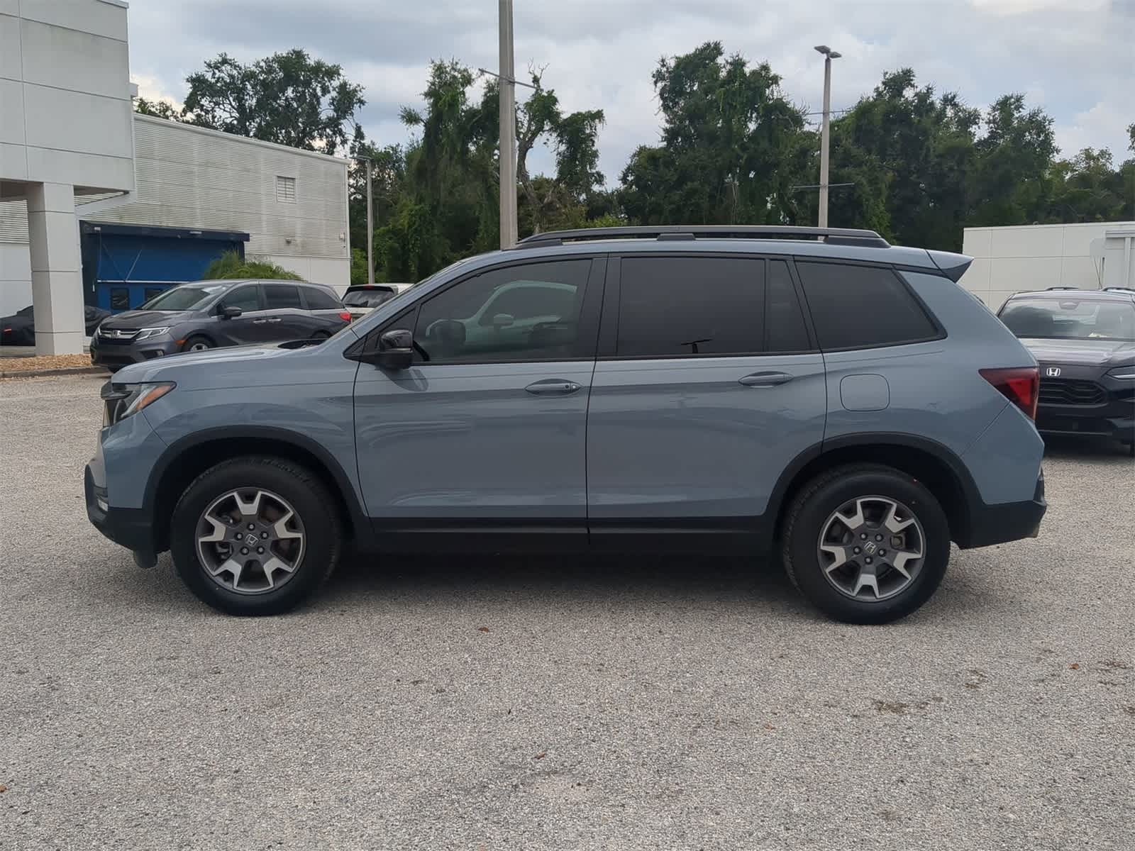 Thumbnail: 2022 Honda Passport - 3