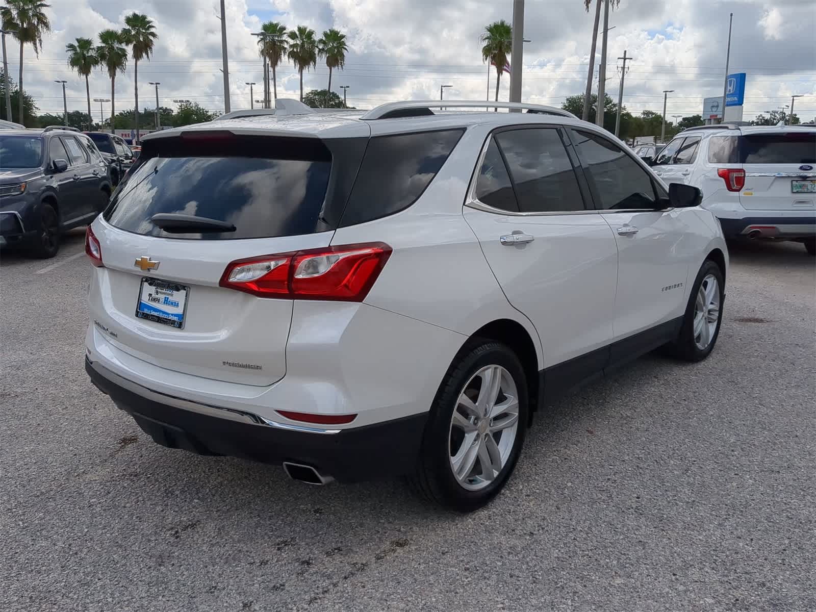 Thumbnail: 2019 Chevrolet Equinox - 6