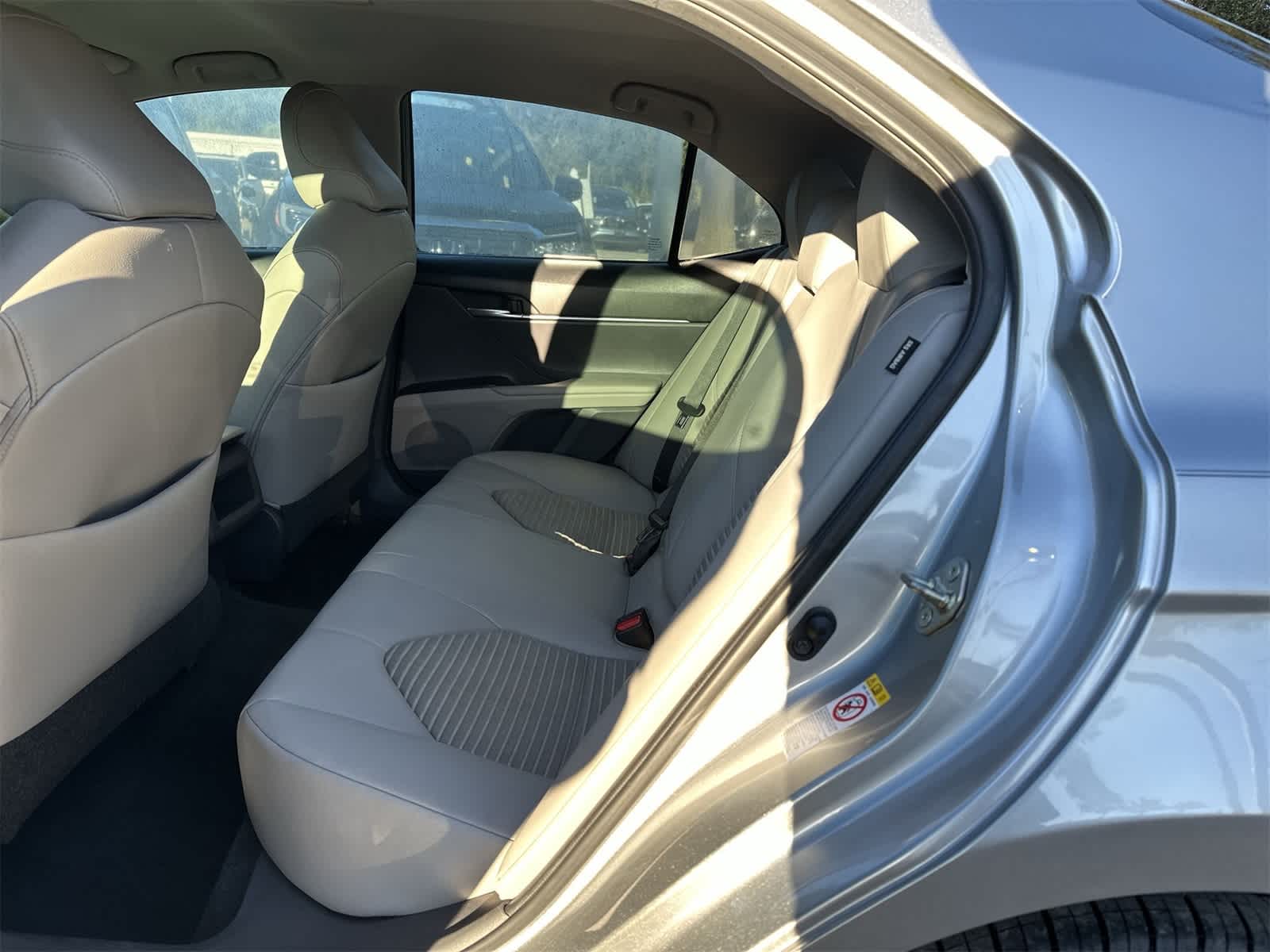 Thumbnail: 2018 Toyota Camry - 18