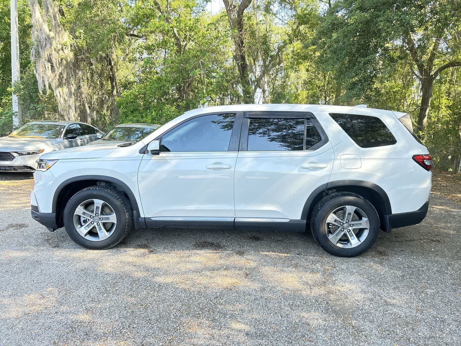 Thumbnail: 2024 Honda Pilot - 4