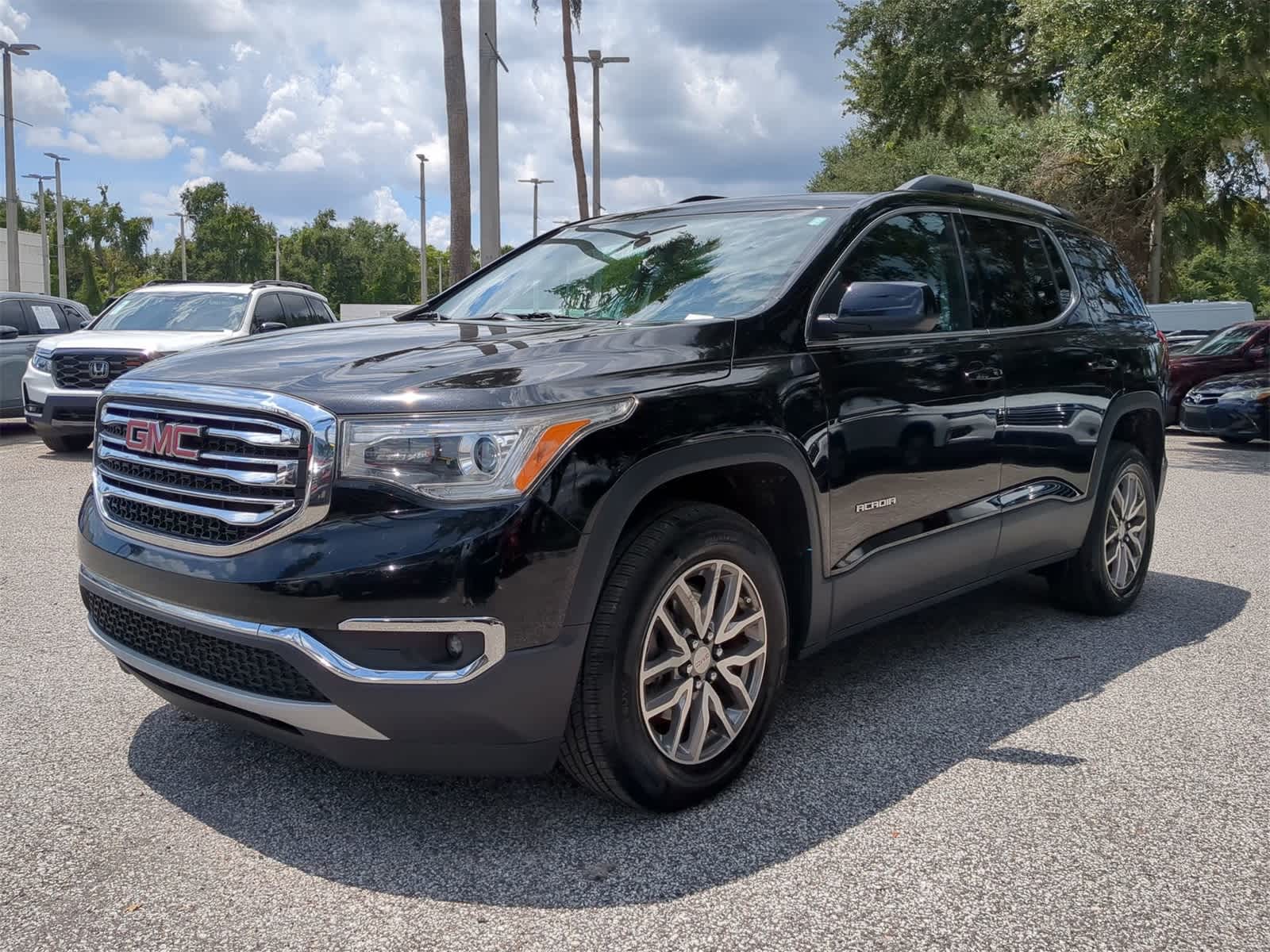 Thumbnail: 2018 GMC Acadia - 2