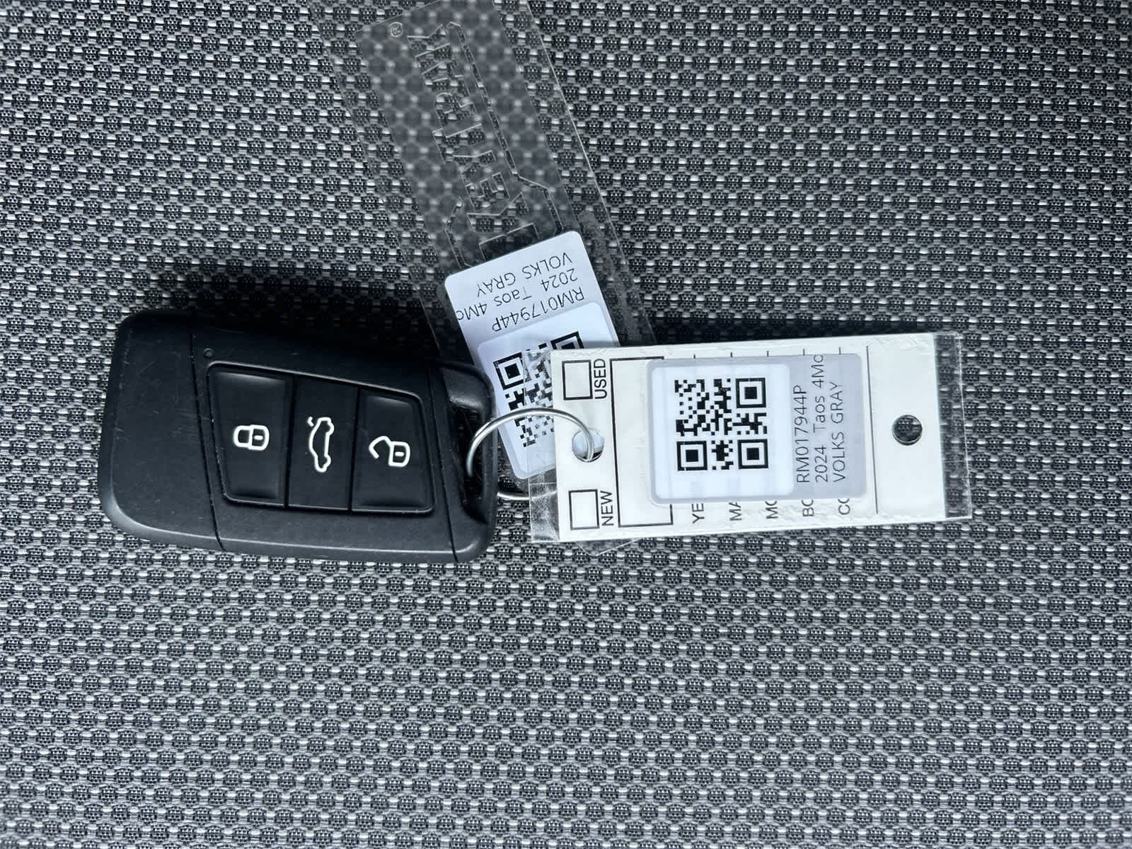 Thumbnail: 2024 Volkswagen Taos - 20