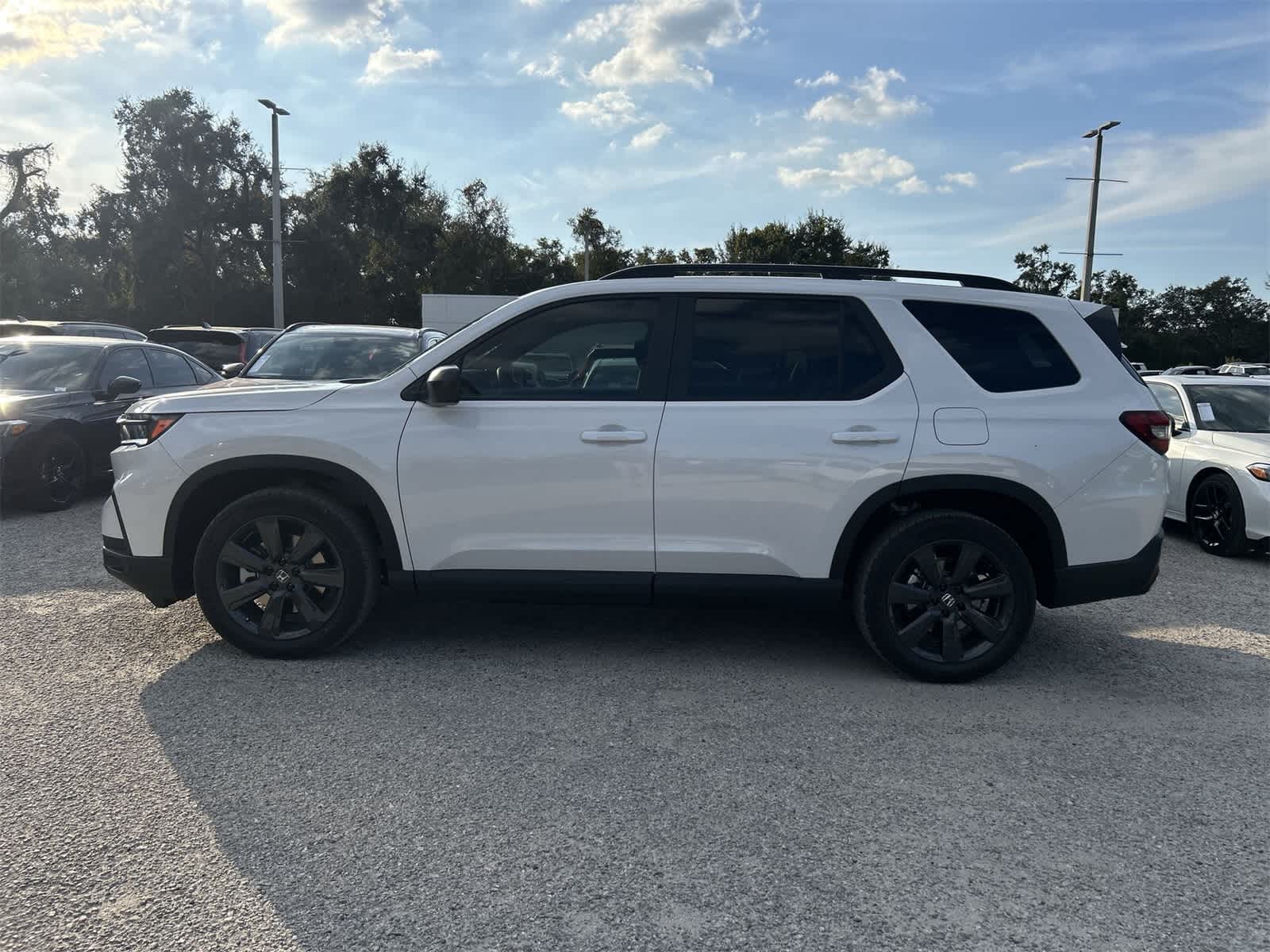 Thumbnail: 2025 Honda Pilot - 3