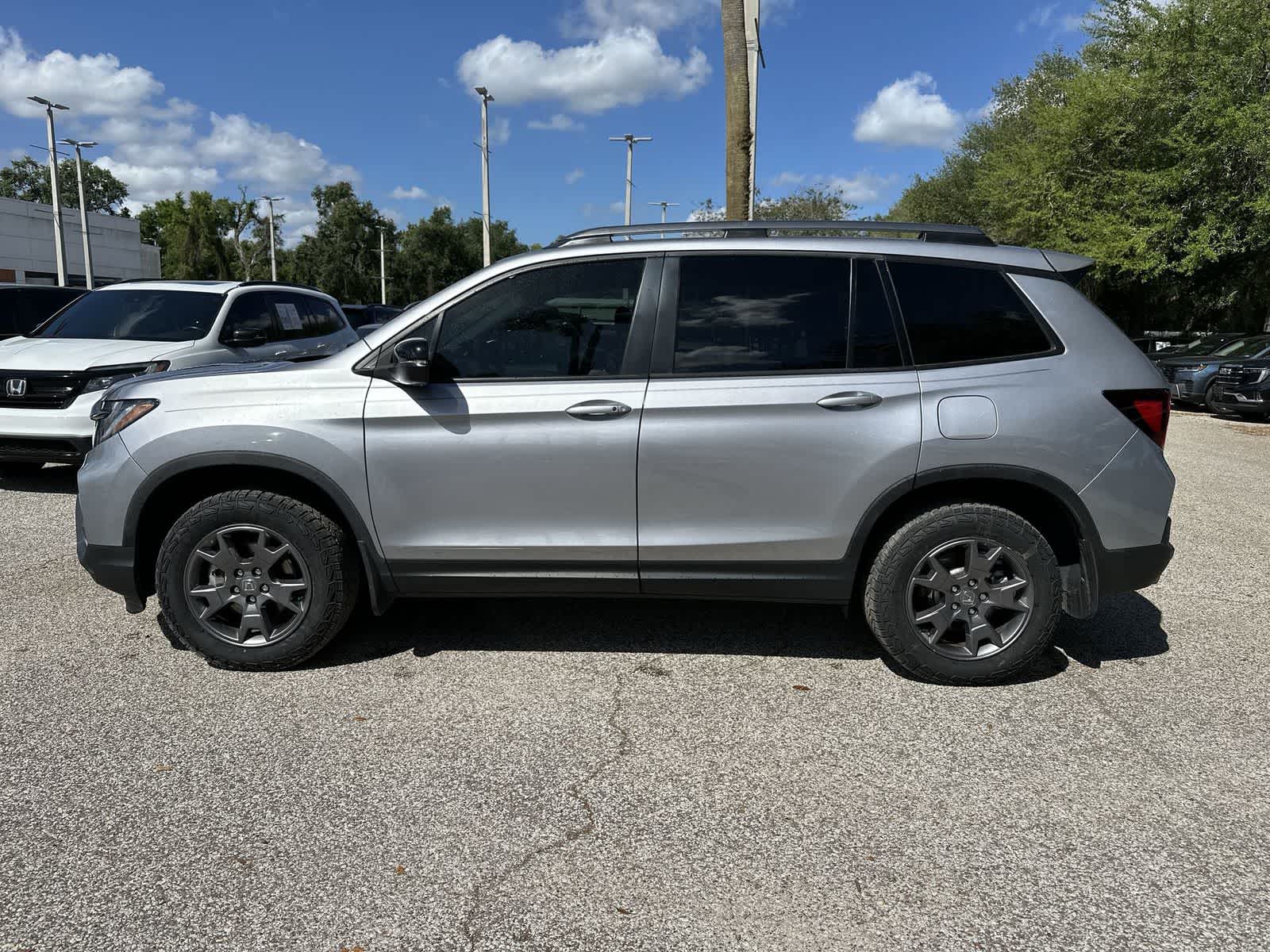 Thumbnail: 2024 Honda Passport - 4