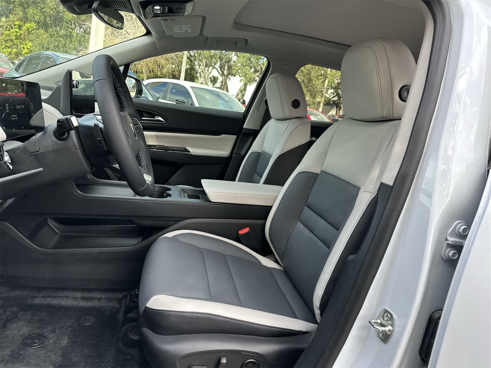 Thumbnail: 2026 Honda Prologue - 11