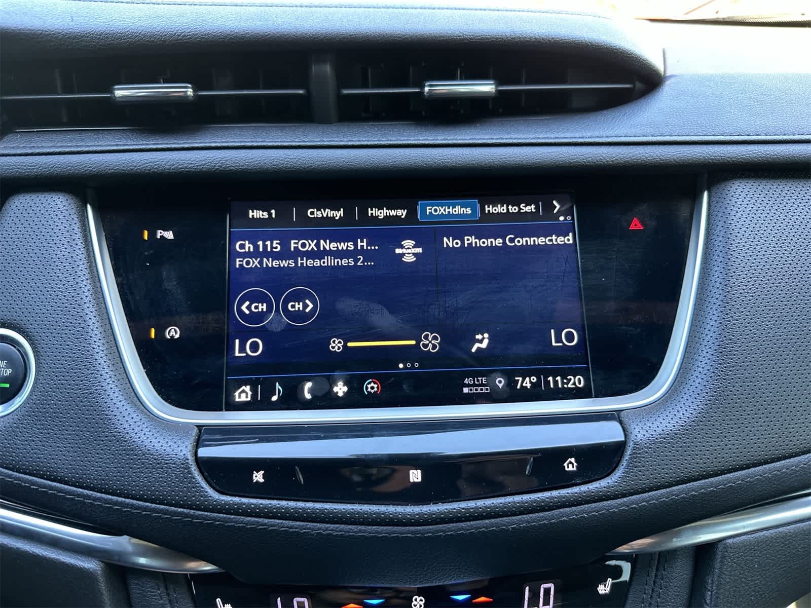 Thumbnail: 2021 Cadillac XT5 - 4