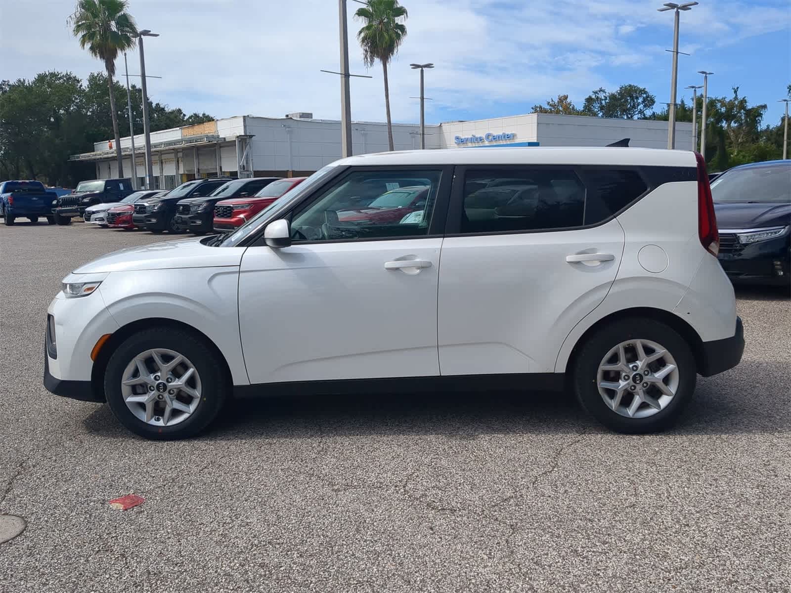 Thumbnail: 2021 Kia Soul - 3