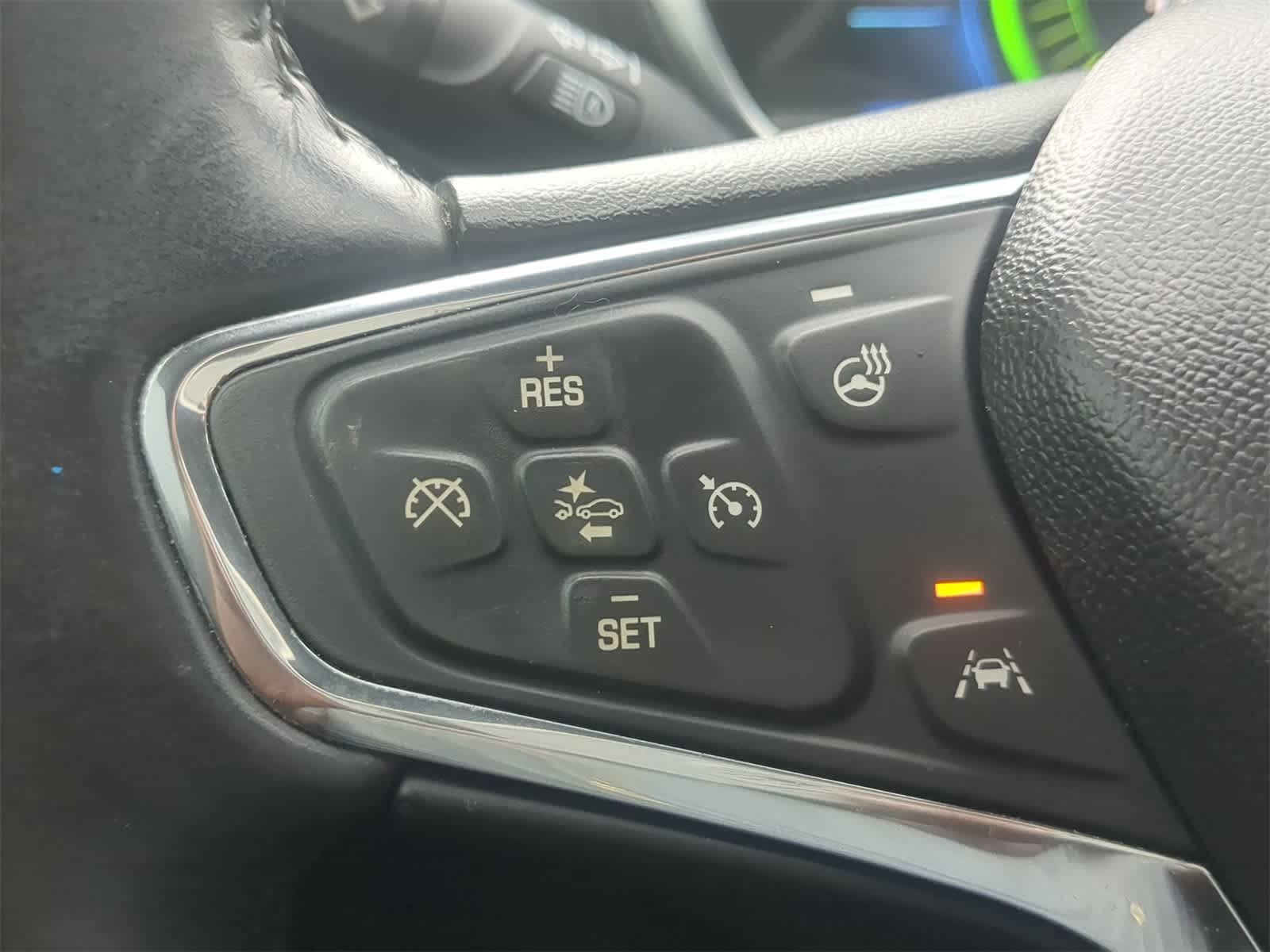 Thumbnail: 2017 Chevrolet Volt - 23