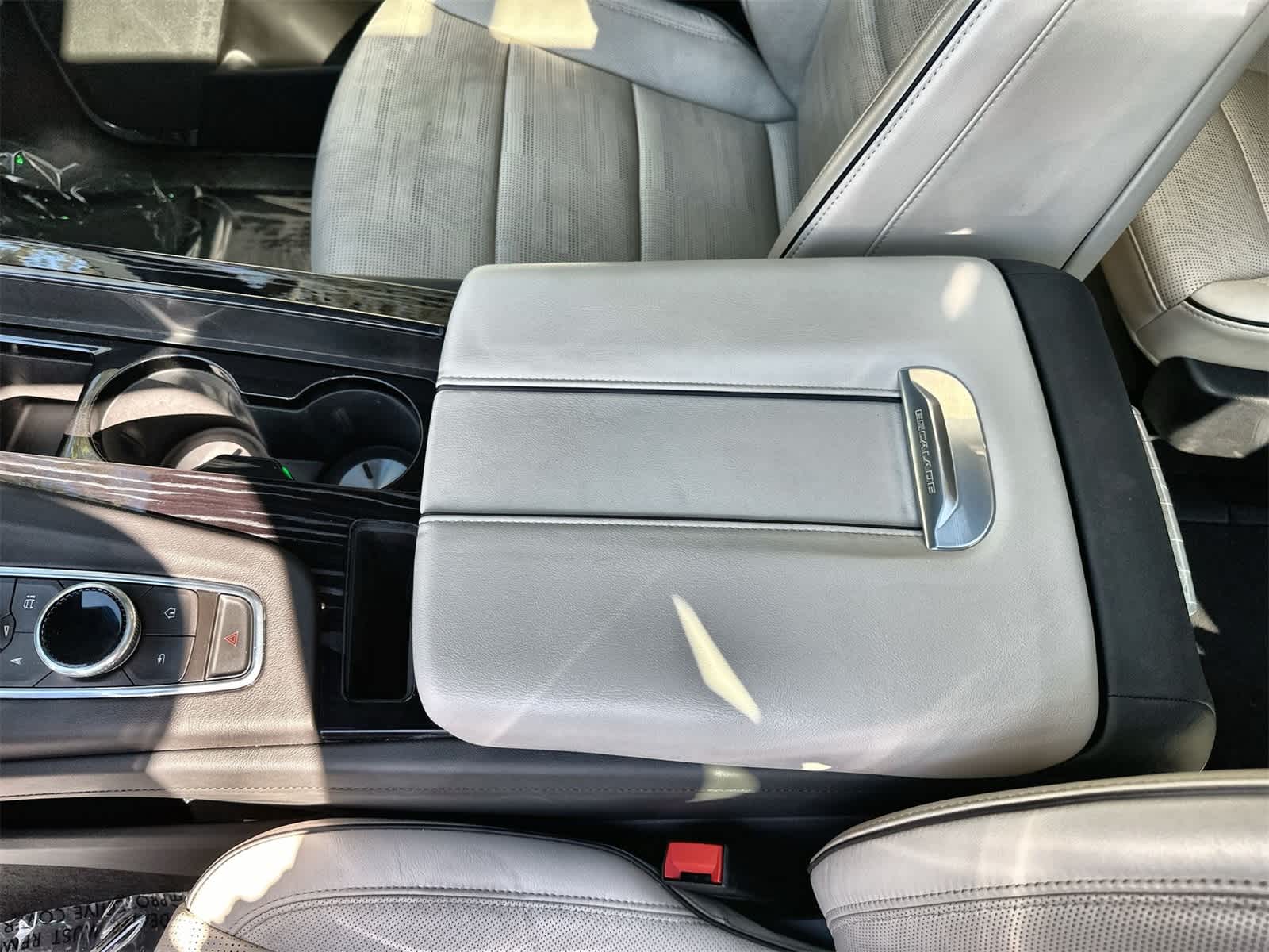 Thumbnail: 2021 Cadillac Escalade - 15