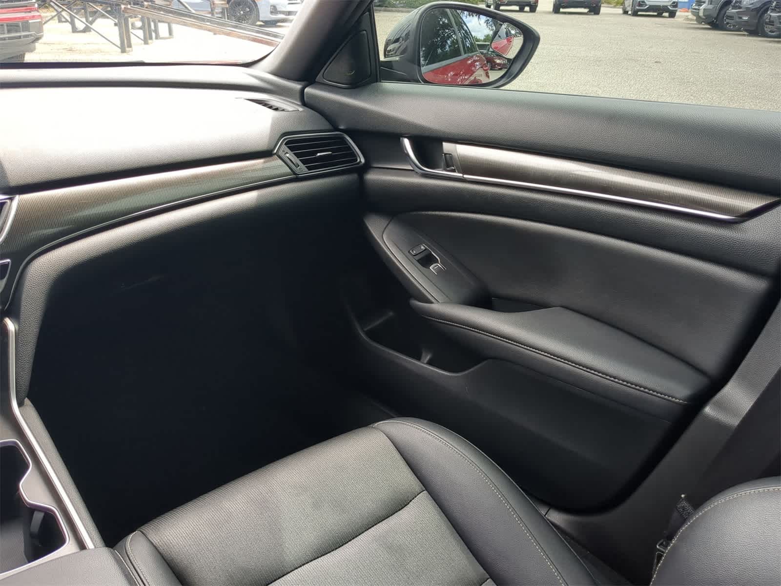 Thumbnail: 2022 Honda Accord - 16