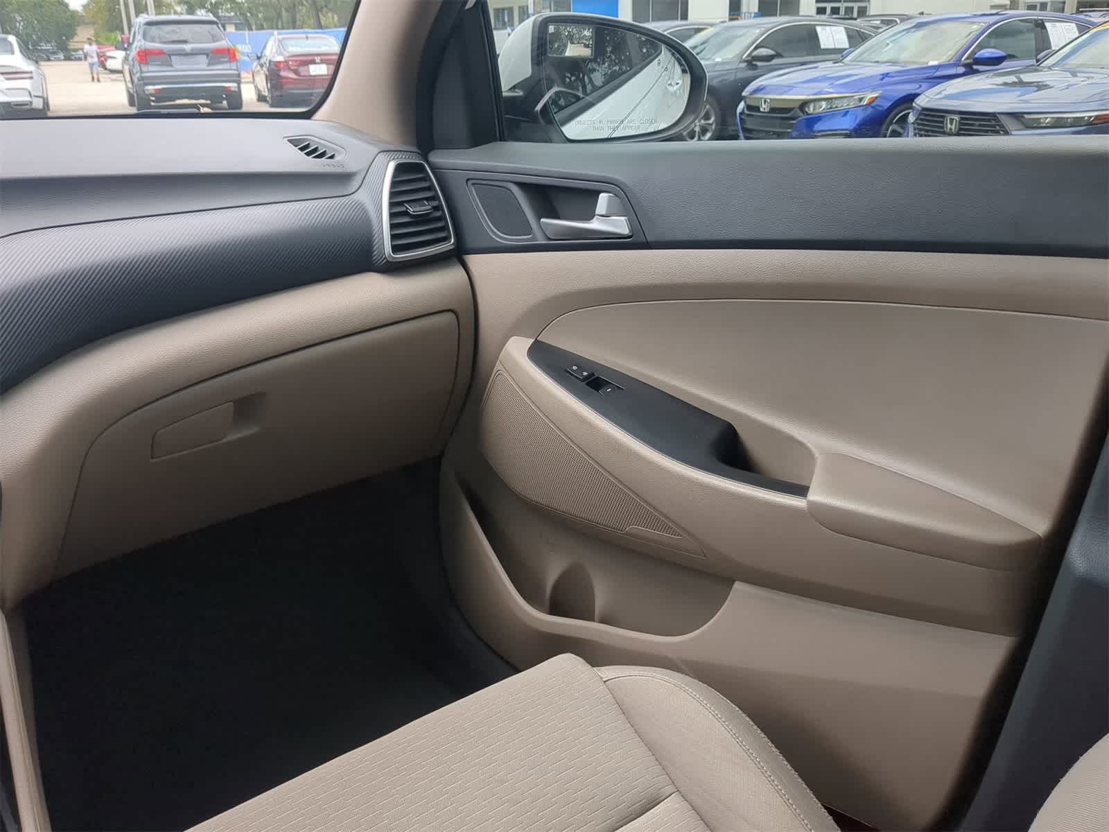Thumbnail: 2019 Hyundai Tucson - 16