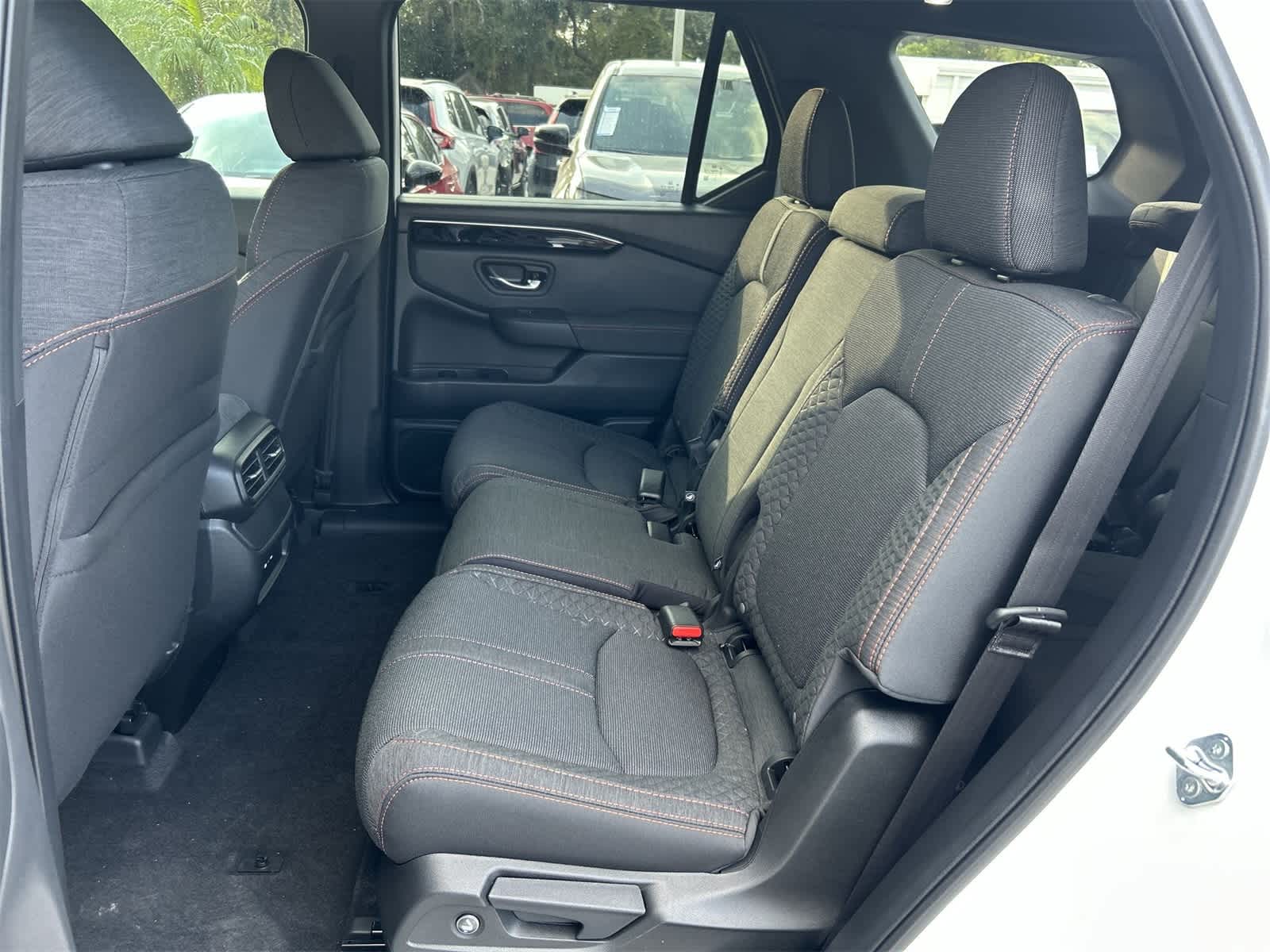 Thumbnail: 2025 Honda Pilot - 13