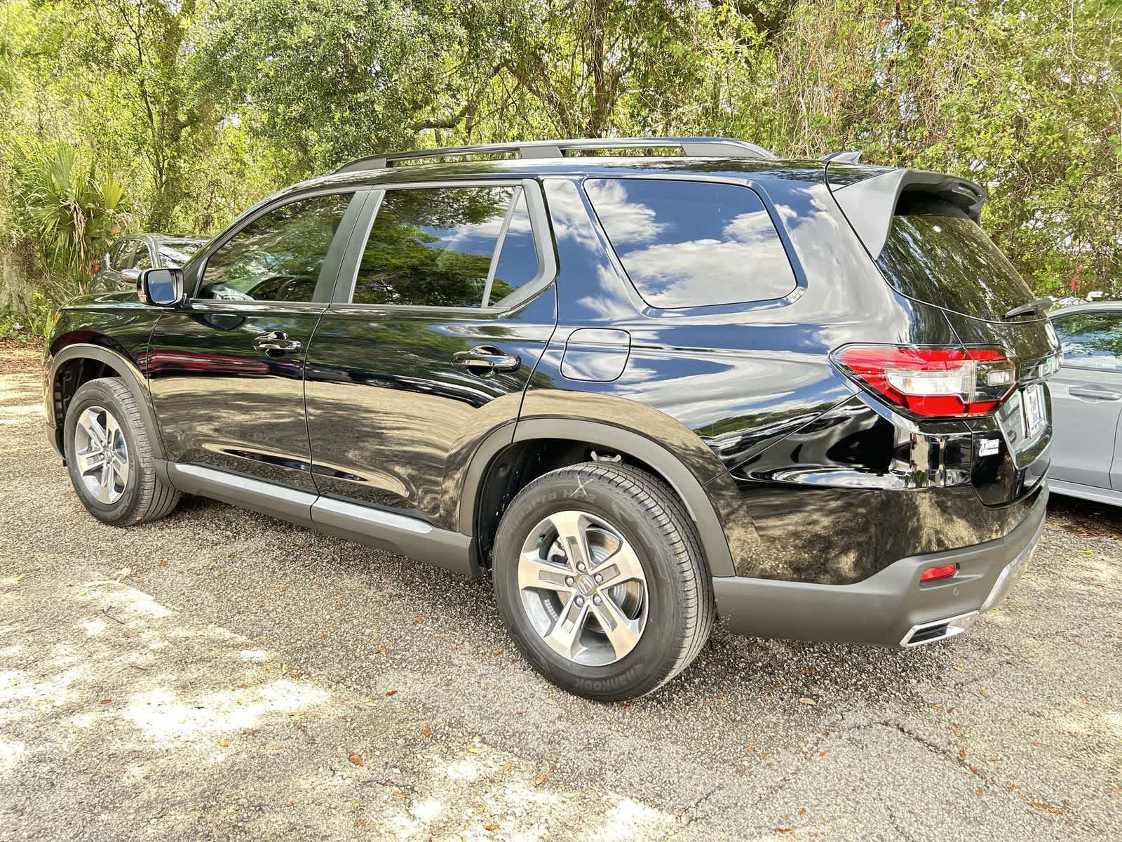 Thumbnail: 2026 Honda Pilot - 6