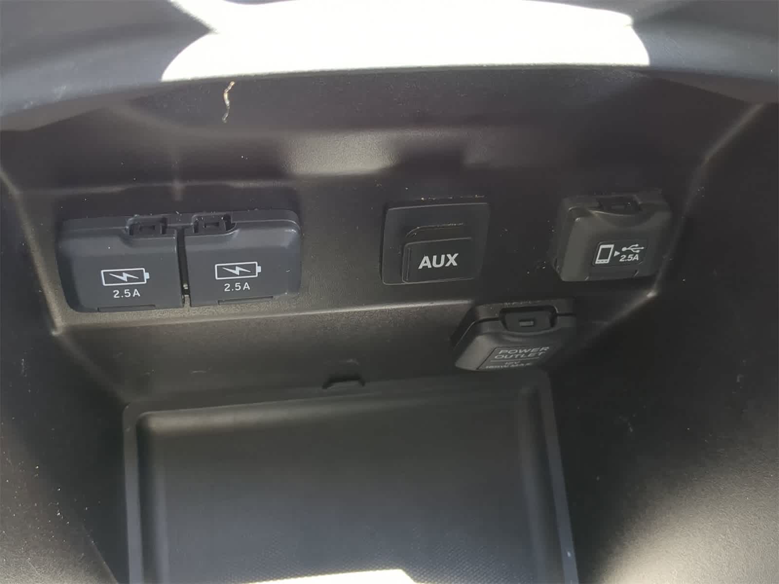 Thumbnail: 2019 Acura MDX - 21
