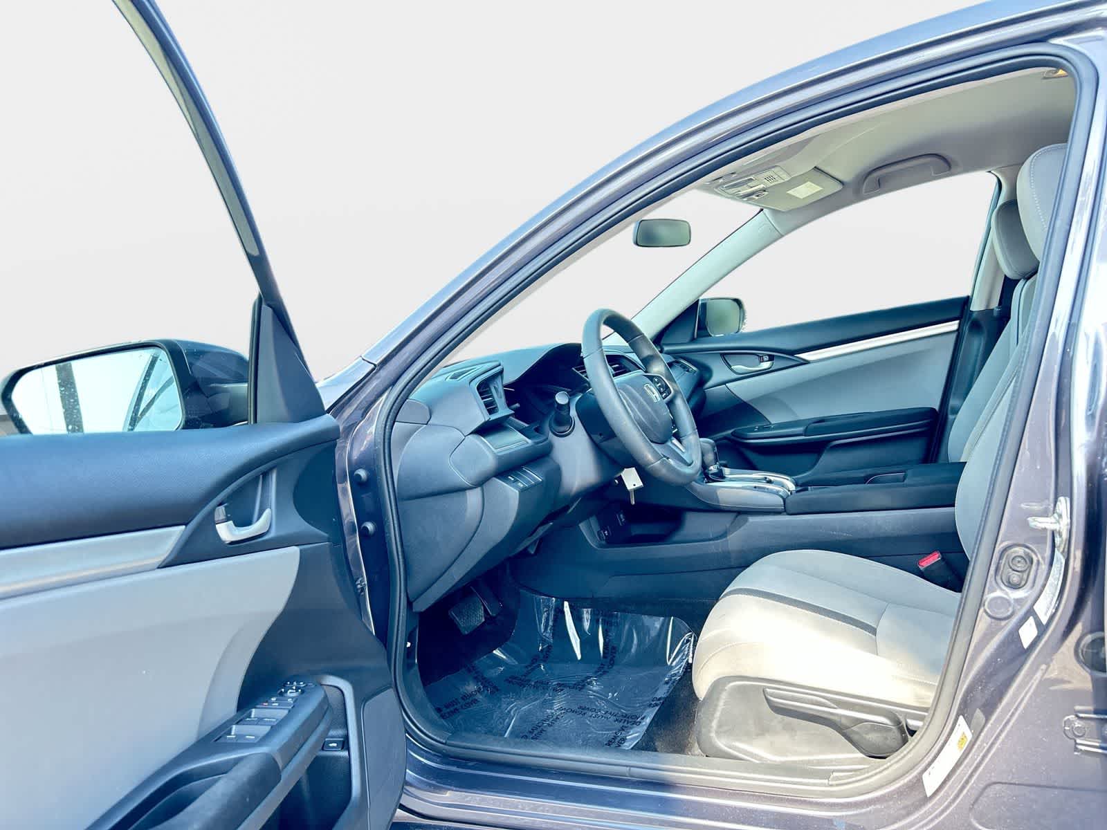 Thumbnail: 2016 Honda Civic - 10