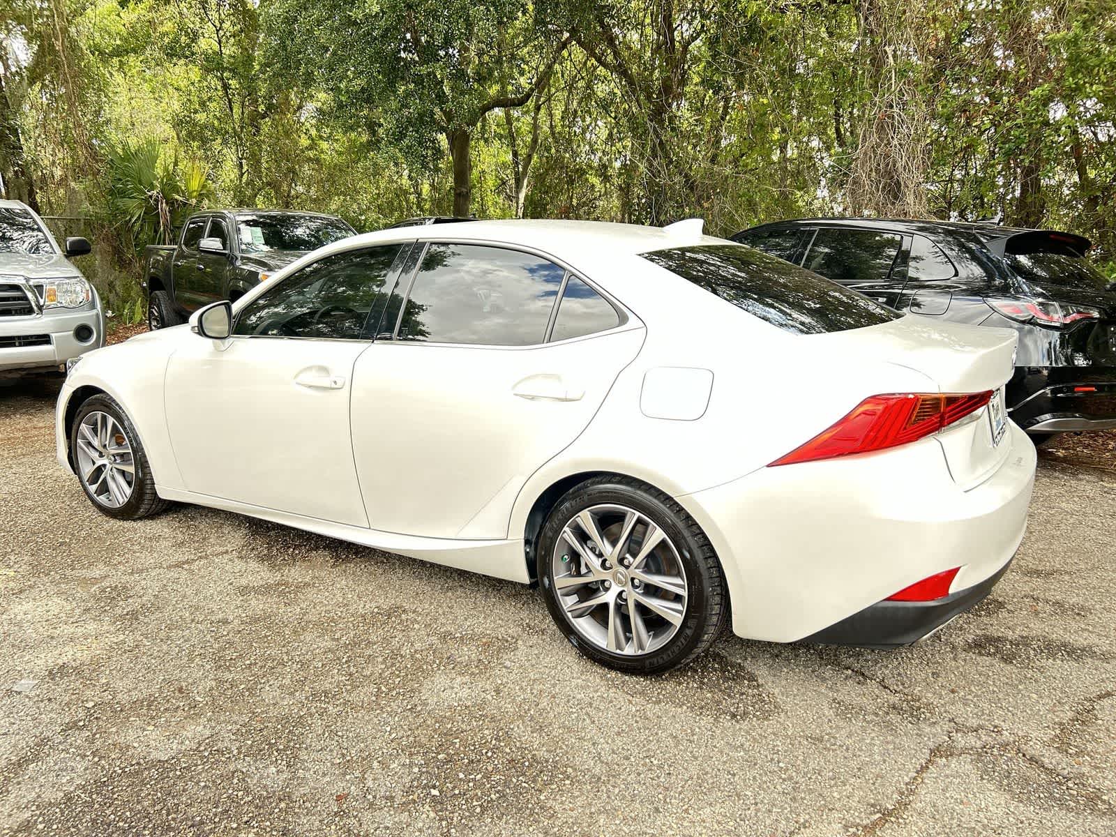 Thumbnail: 2018 Lexus IS - 6