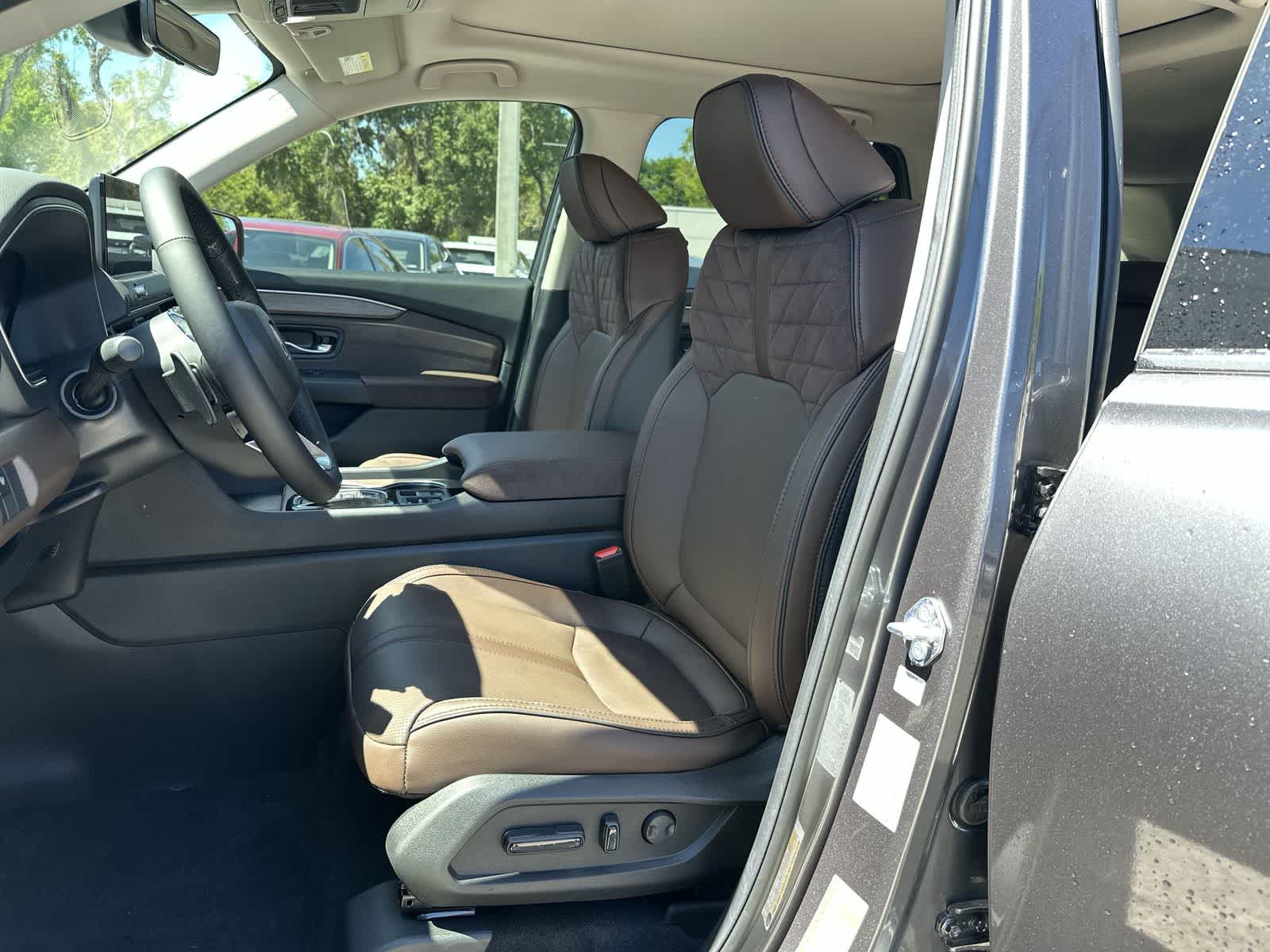 Thumbnail: 2026 Honda Pilot - 11