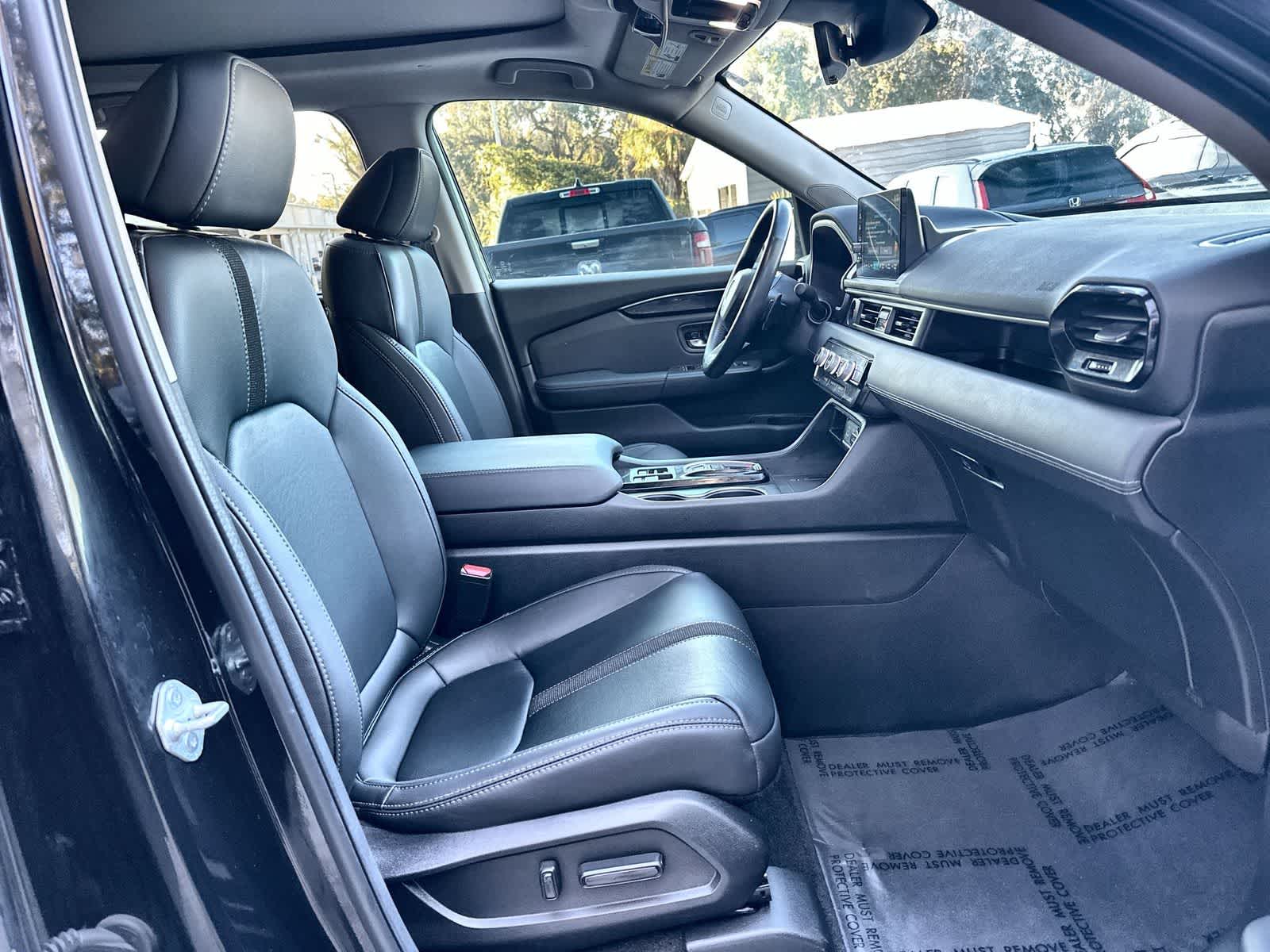 Thumbnail: 2025 Honda Pilot - 14