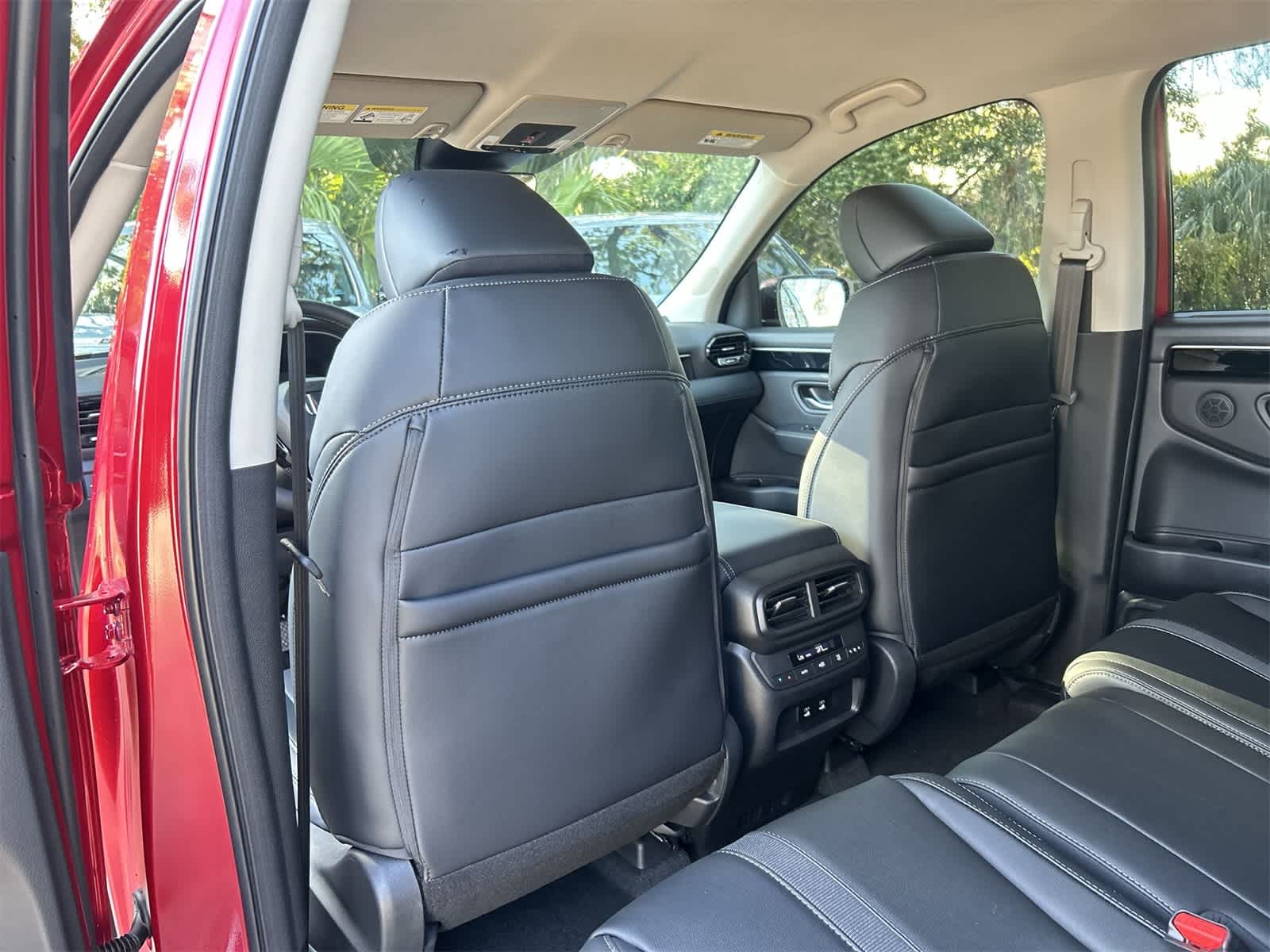 Thumbnail: 2026 Honda Pilot - 12