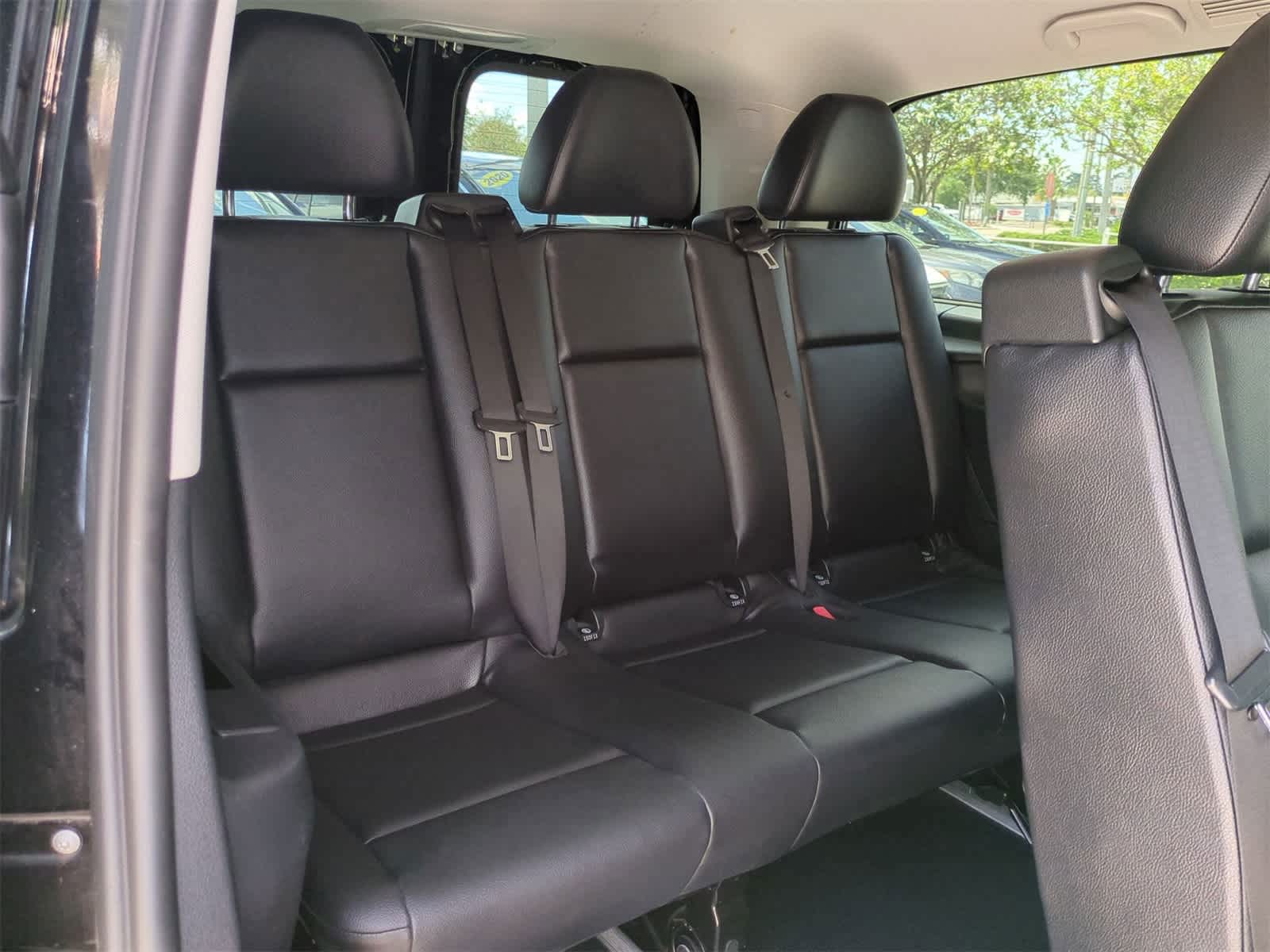 Thumbnail: 2019 Mercedes-Benz Metris - 13