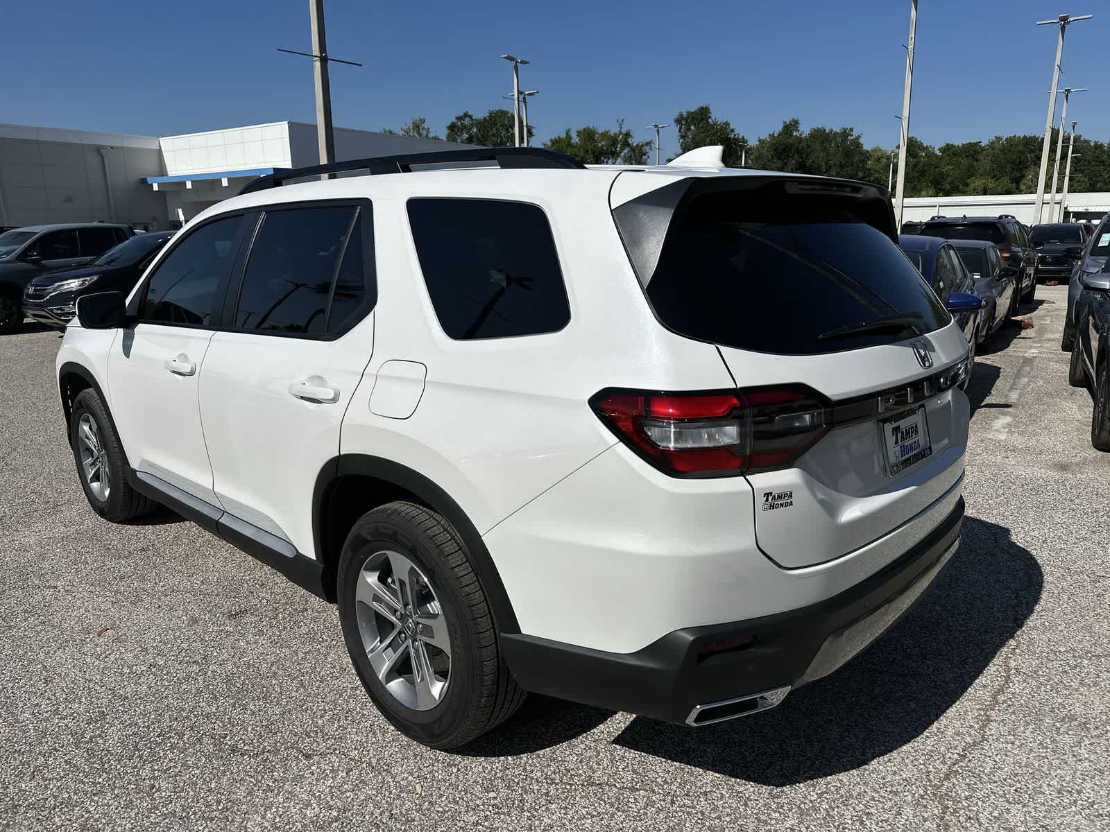 Thumbnail: 2026 Honda Pilot - 6