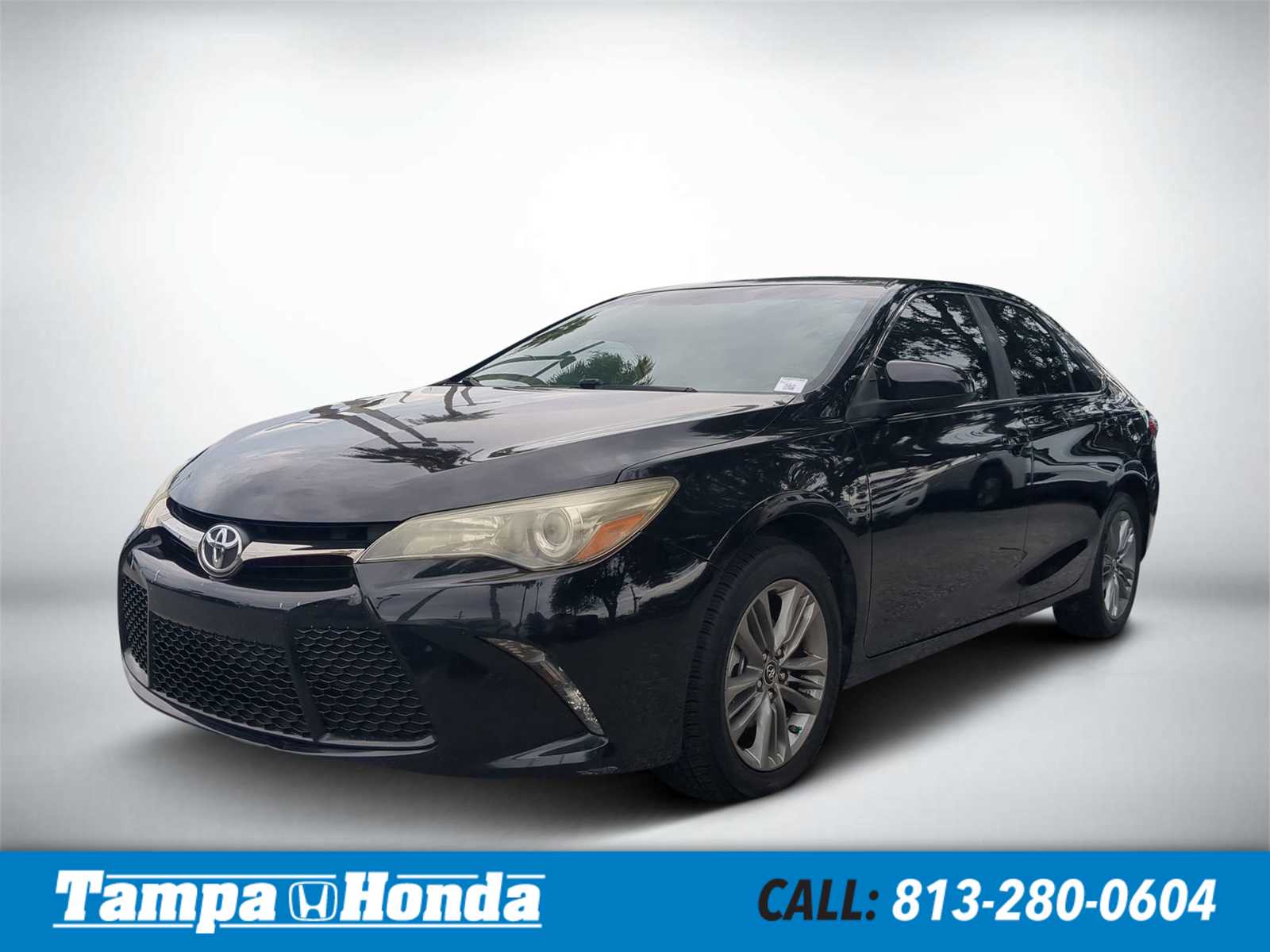2015 Toyota Camry SE -
                  Tampa, FL