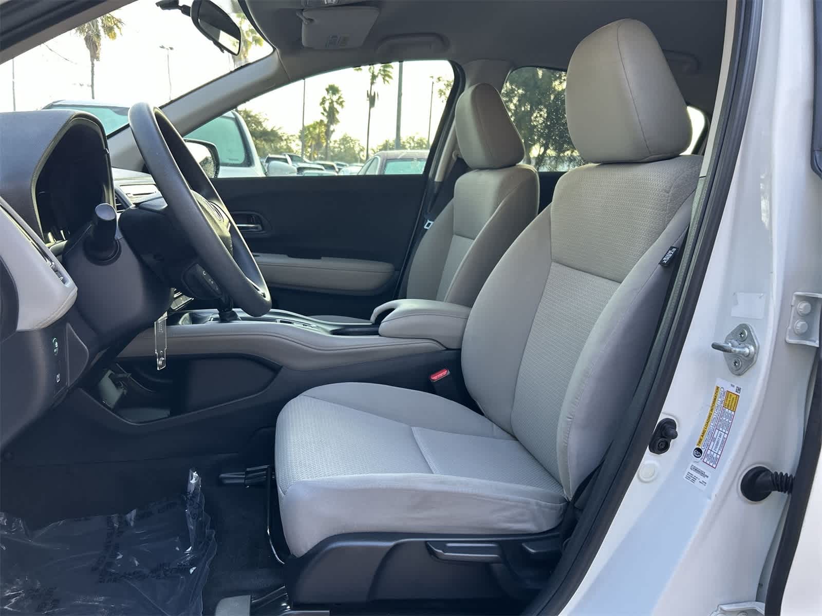 Thumbnail: 2022 Honda HR-V - 11