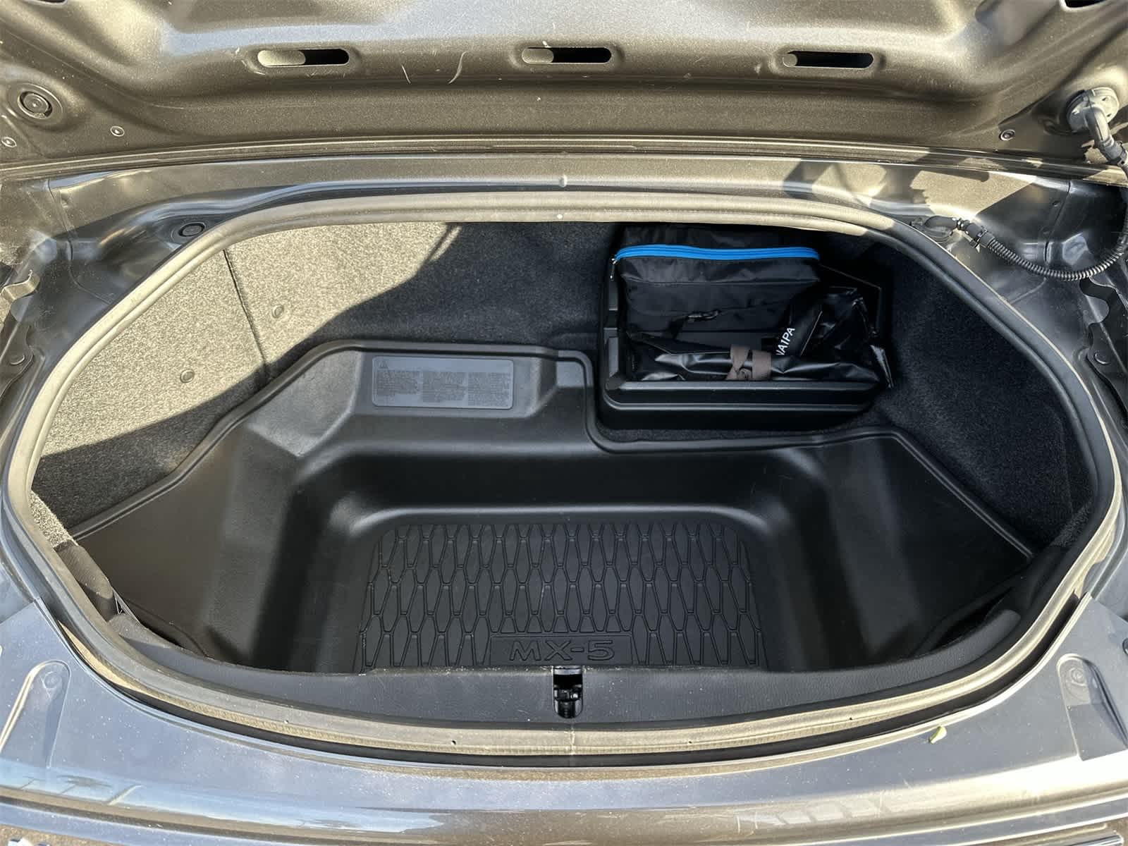 Thumbnail: 2022 Mazda MX-5 Miata - 13