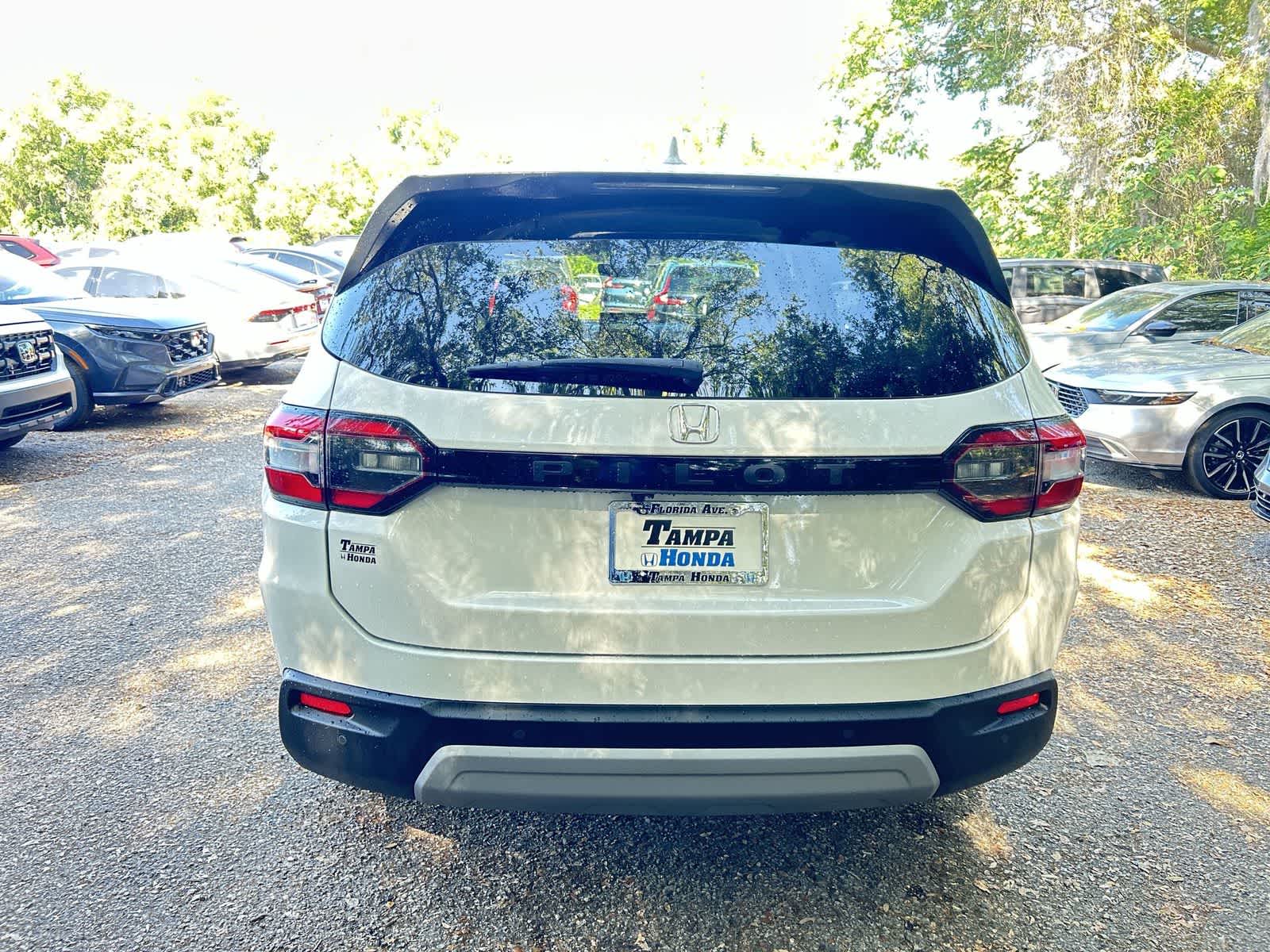 Thumbnail: 2024 Honda Pilot - 7