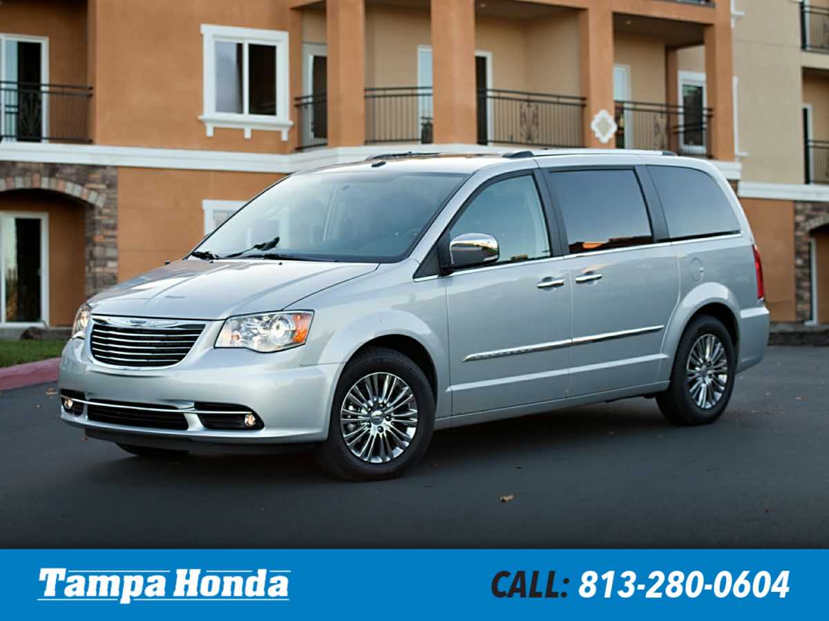 2016 Chrysler Town & Country Touring -
                  Tampa, FL