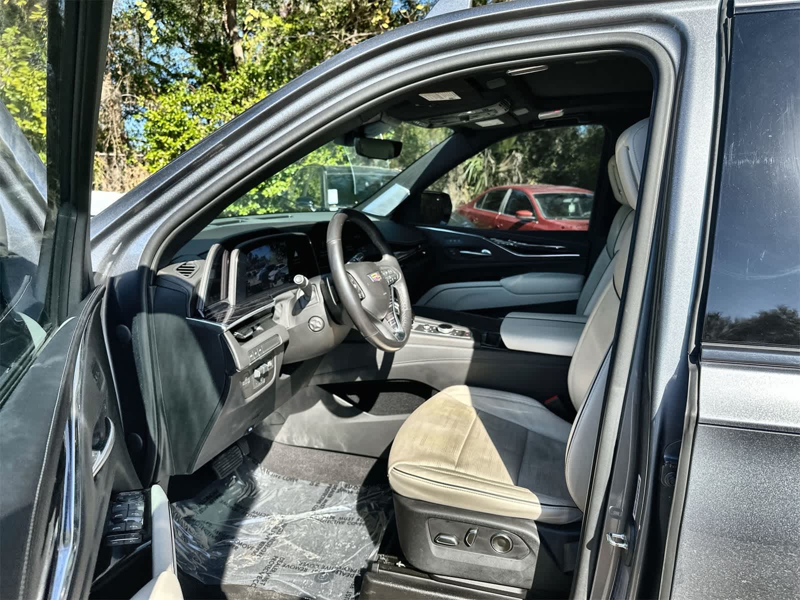 Thumbnail: 2021 Cadillac Escalade - 2