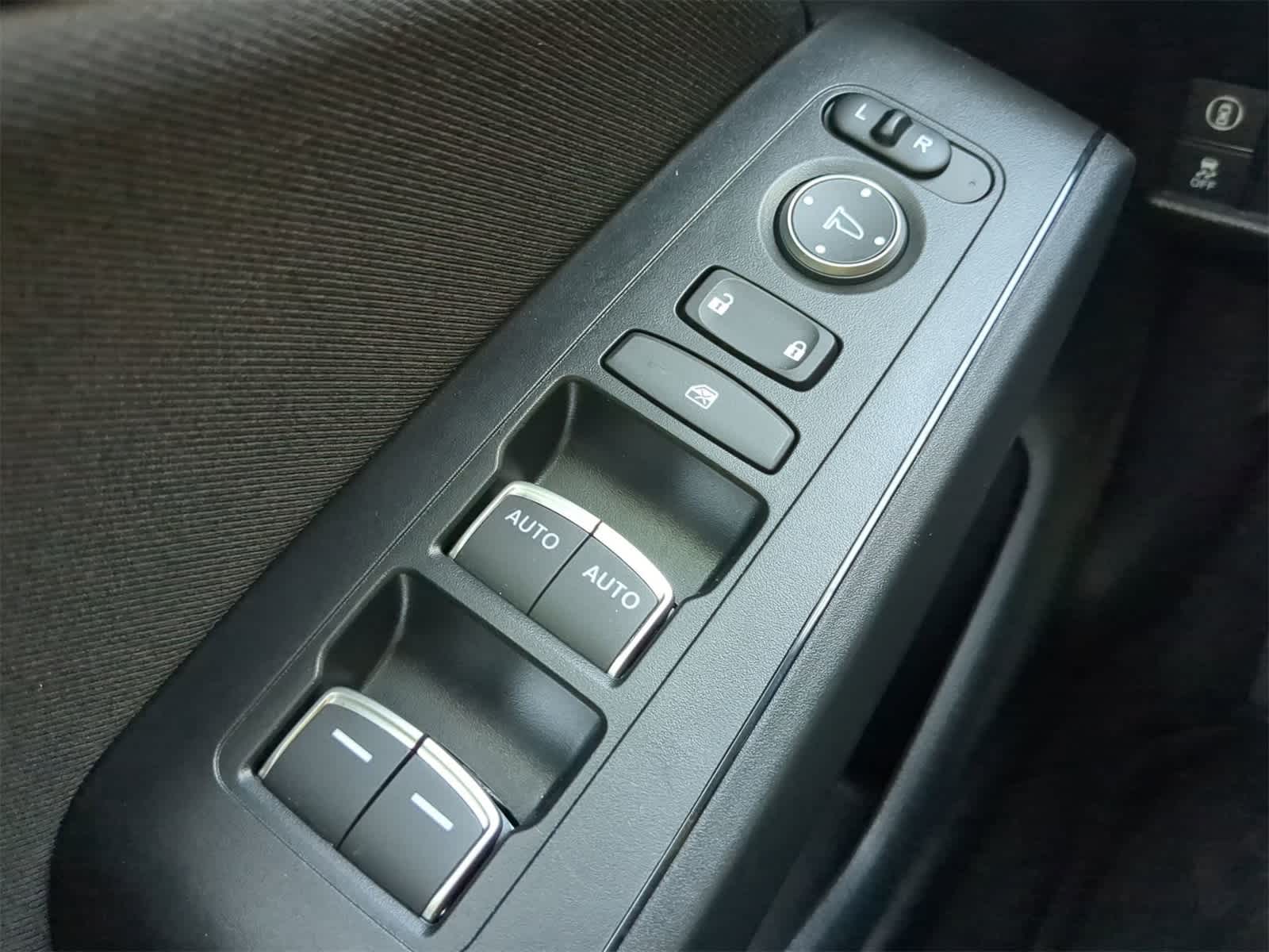 Thumbnail: 2024 Honda Civic - 21