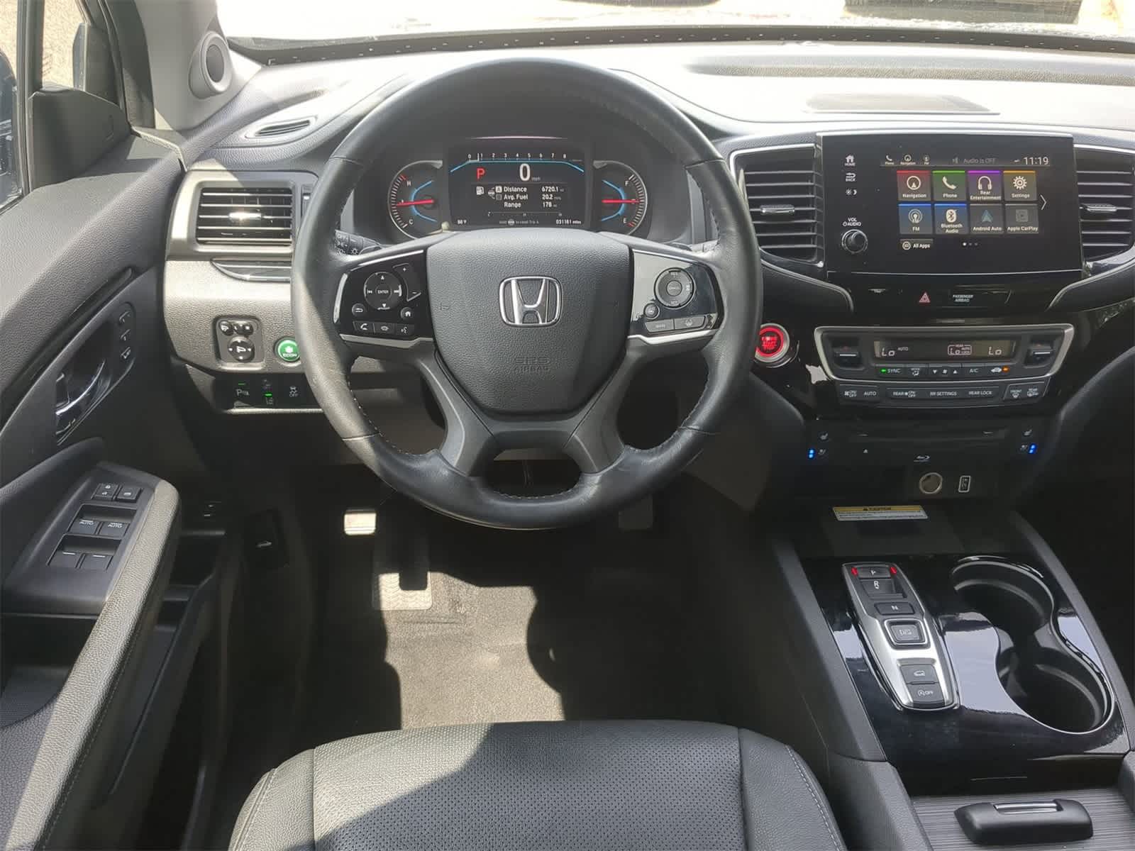 Thumbnail: 2019 Honda Pilot - 15